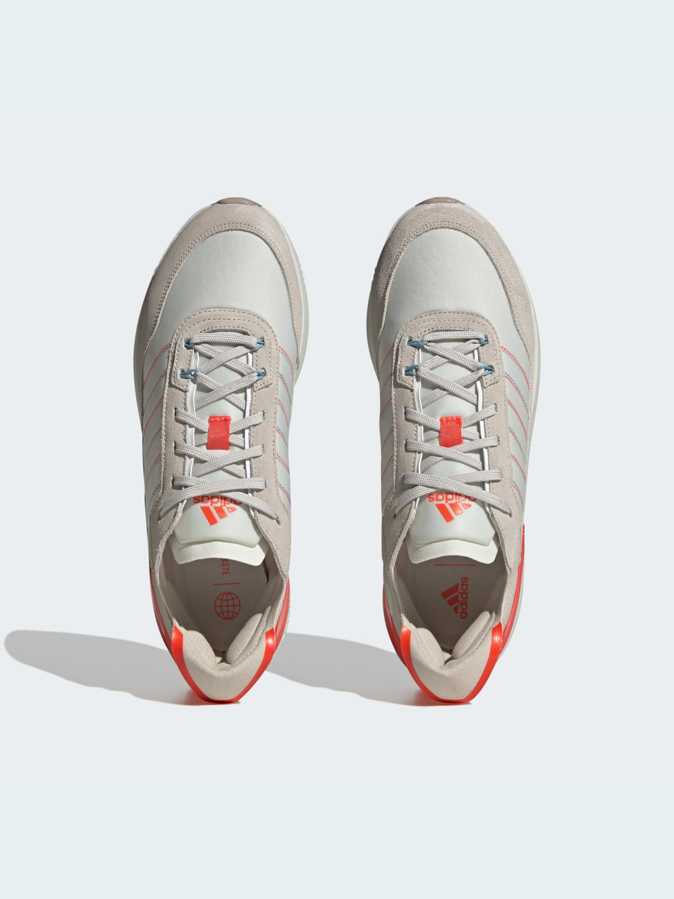 Кросівки Adidas AVRYN модель ID4253 Фото