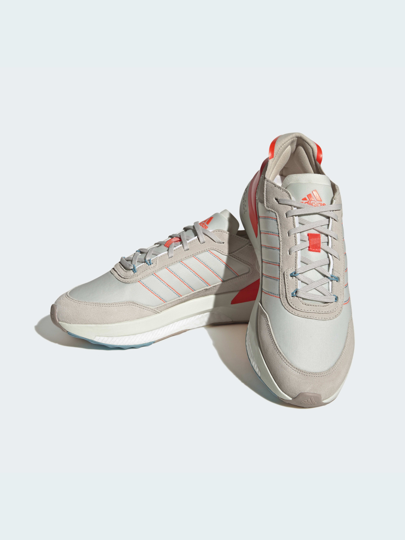 Кросівки Adidas AVRYN модель ID4253 Фото