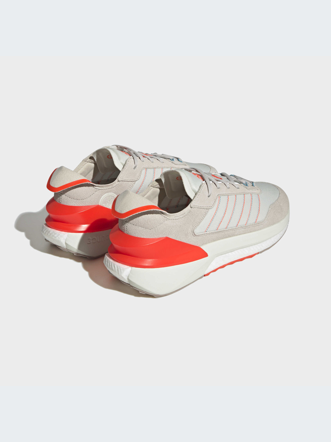 Кросівки Adidas AVRYN модель ID4253 Фото