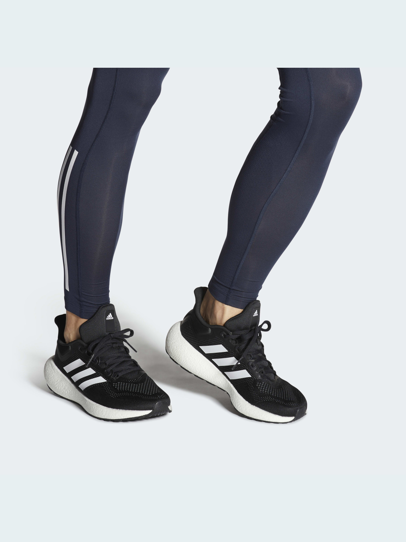 Кроссовки Adidas PureBoost модель GW8588 Кроссовки Adidas PureBoost модель GW8588 Фото