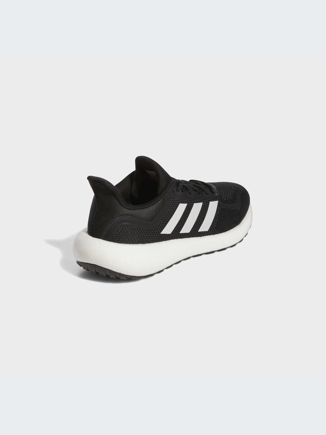 Кроссовки Adidas PureBoost модель GW8588 Кроссовки Adidas PureBoost модель GW8588 Фото