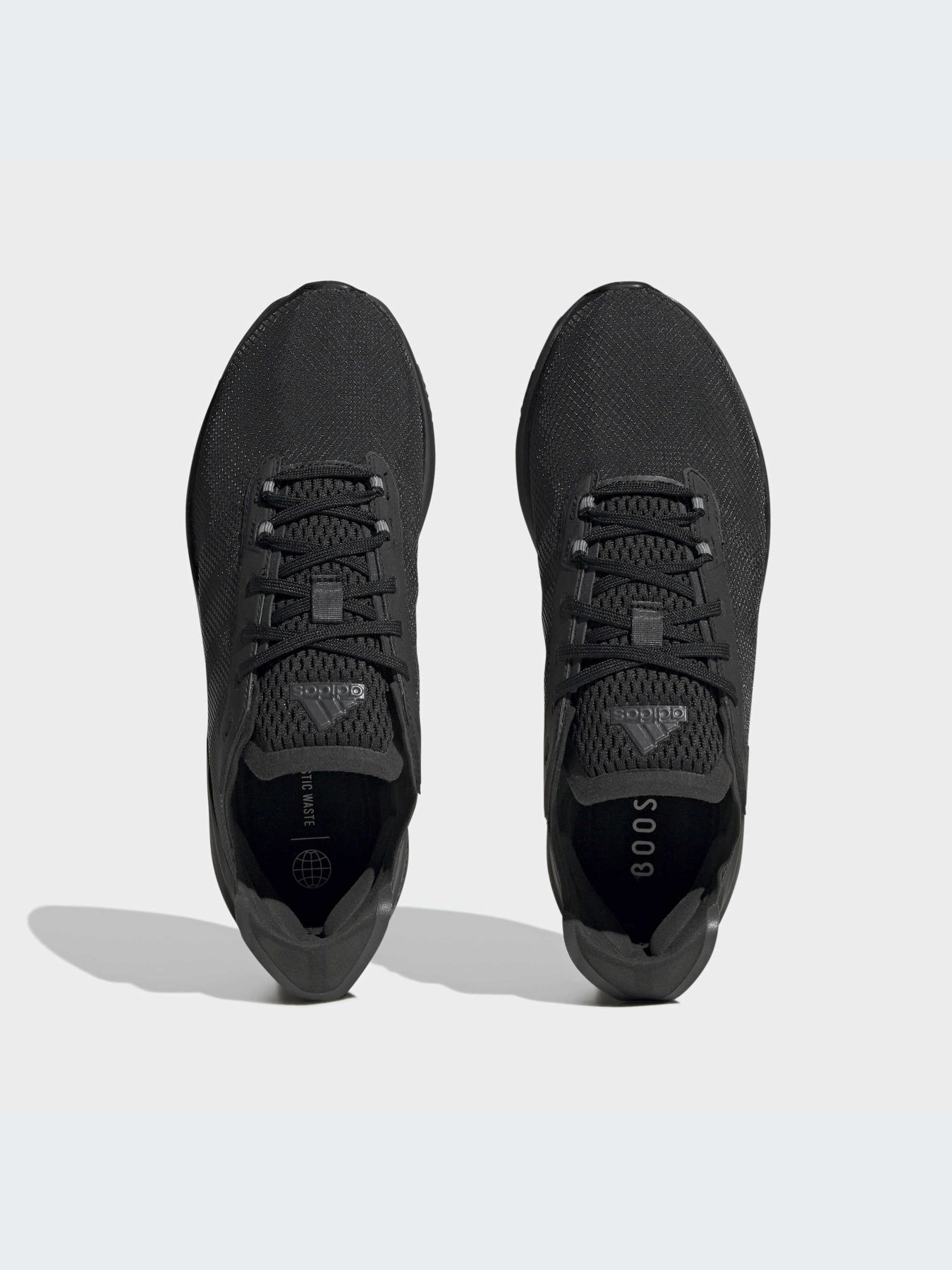 Кросівки Adidas AVRYN модель HP5982 Фото