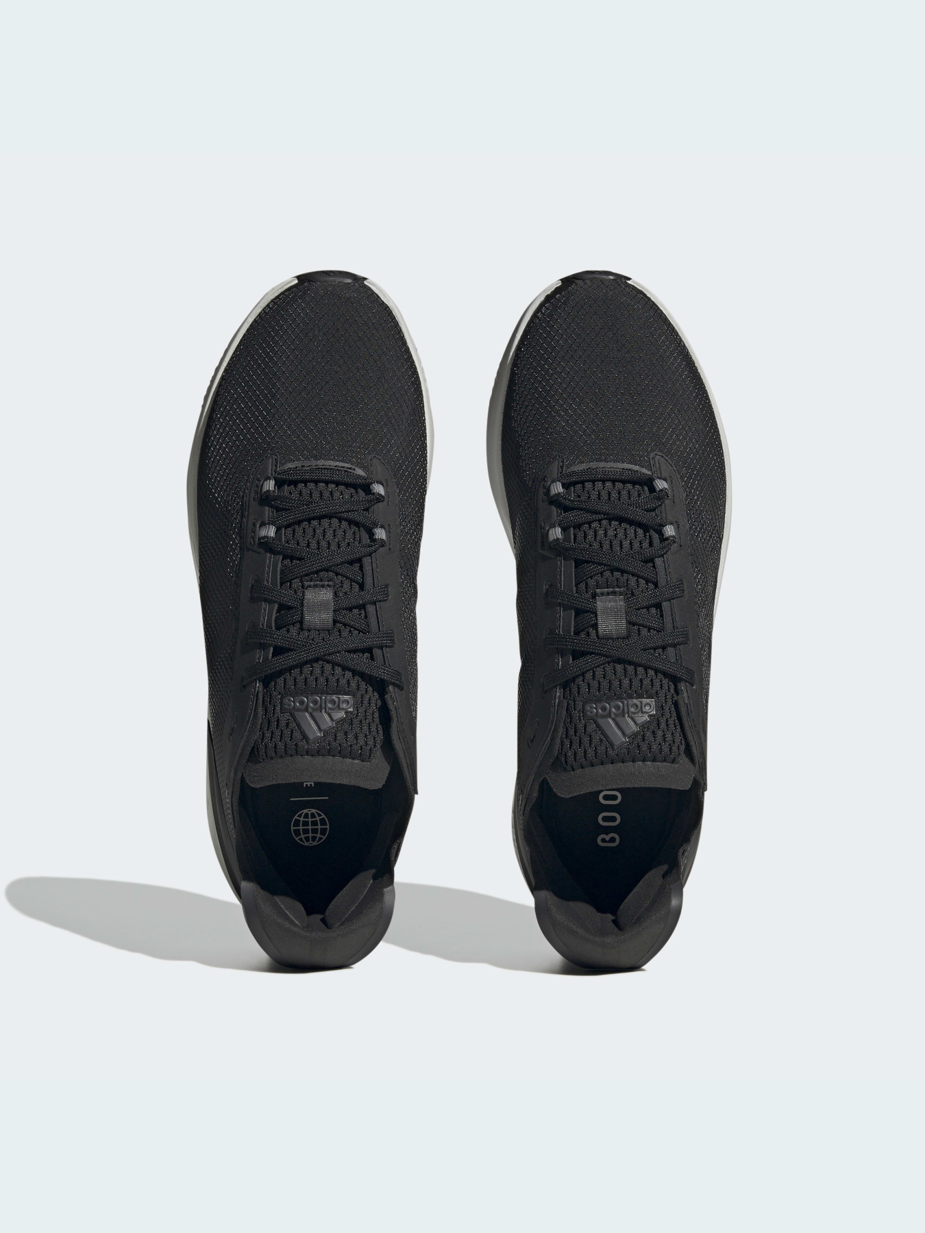 Кросівки Adidas AVRYN модель HP5968 Фото