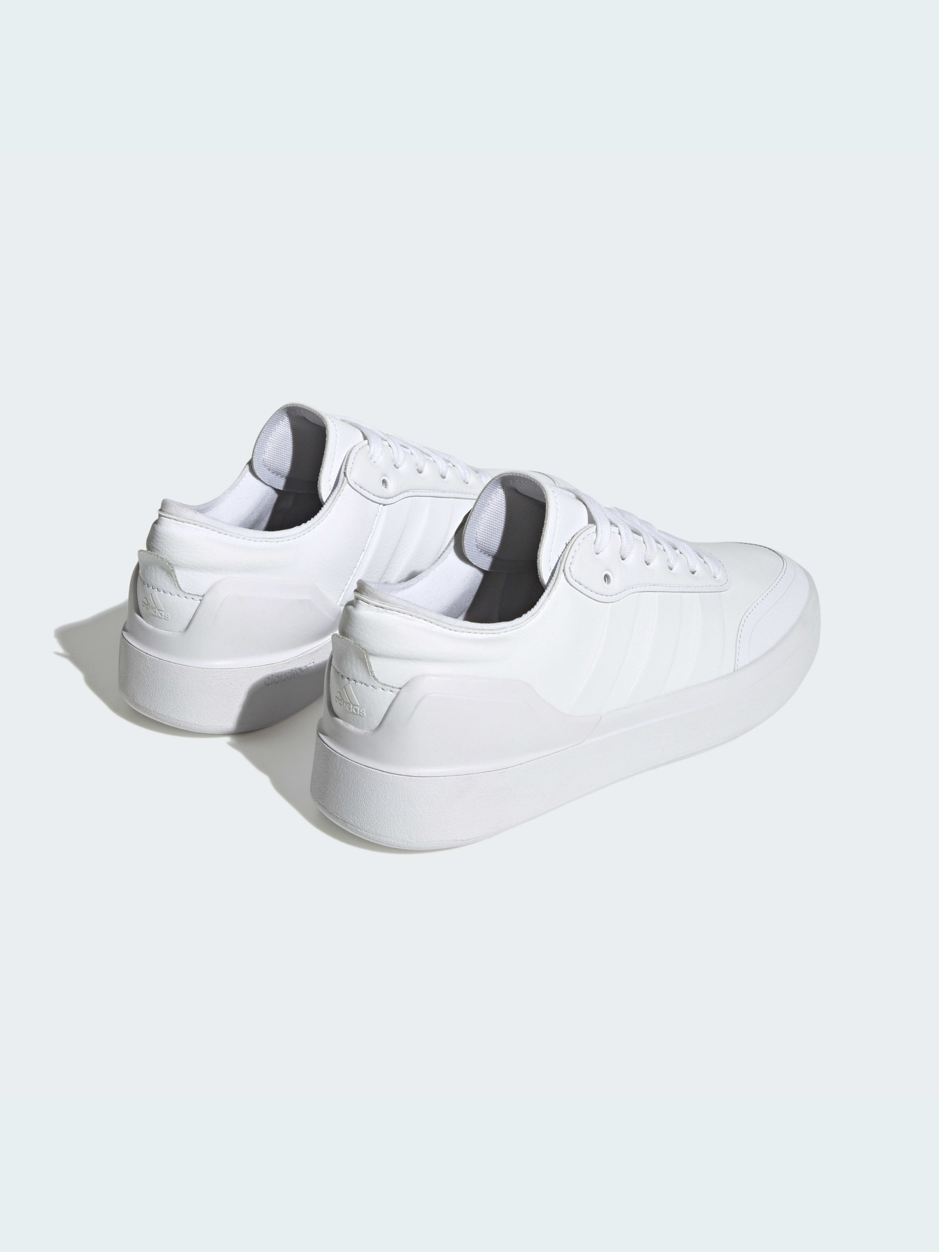 Кроссовки Adidas модель HP2609 Кроссовки Adidas модель HP2609 Фото