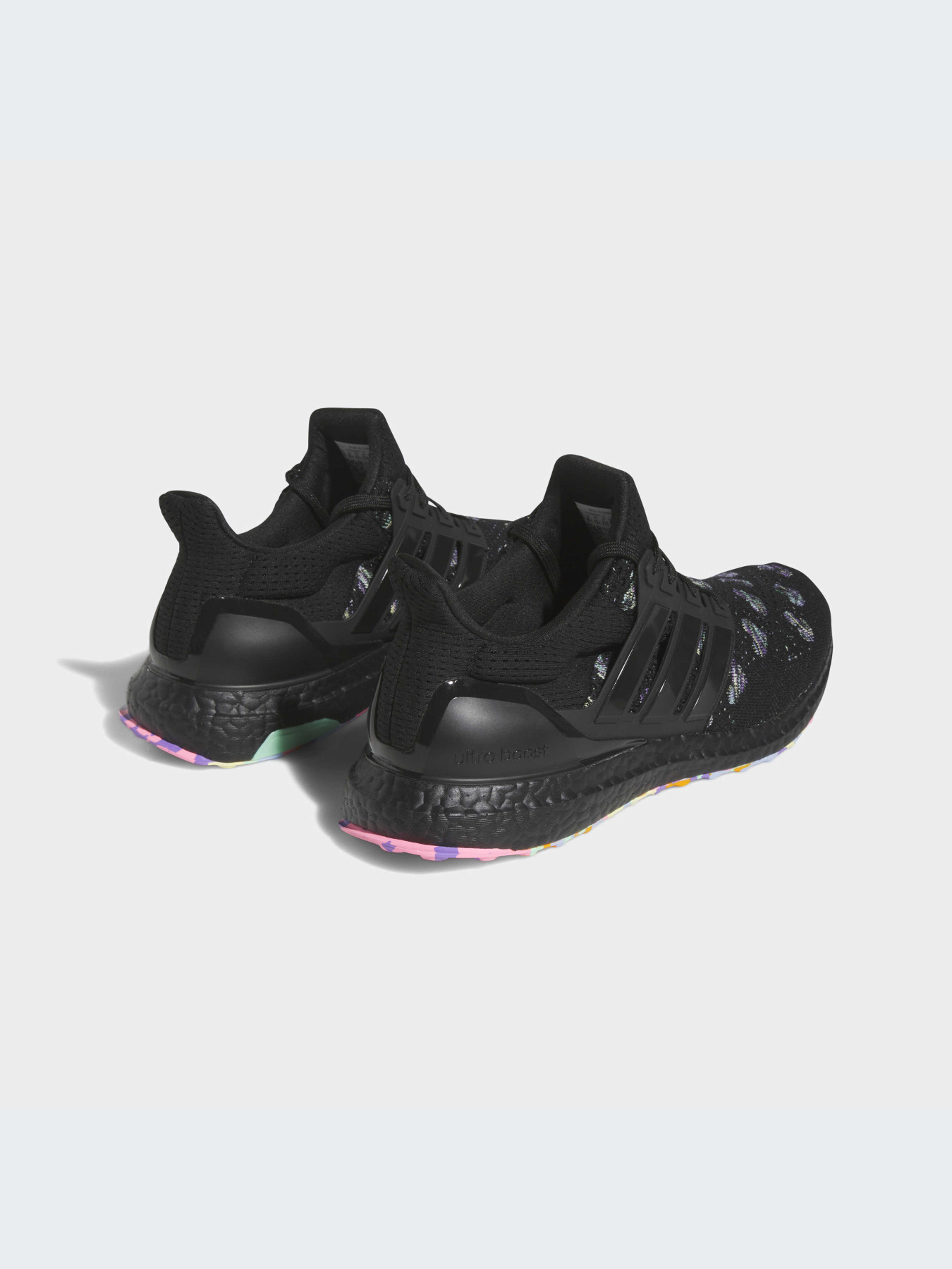 Кроссовки Adidas Ultraboost модель HQ6174 Кроссовки Adidas Ultraboost модель HQ6174 Фото
