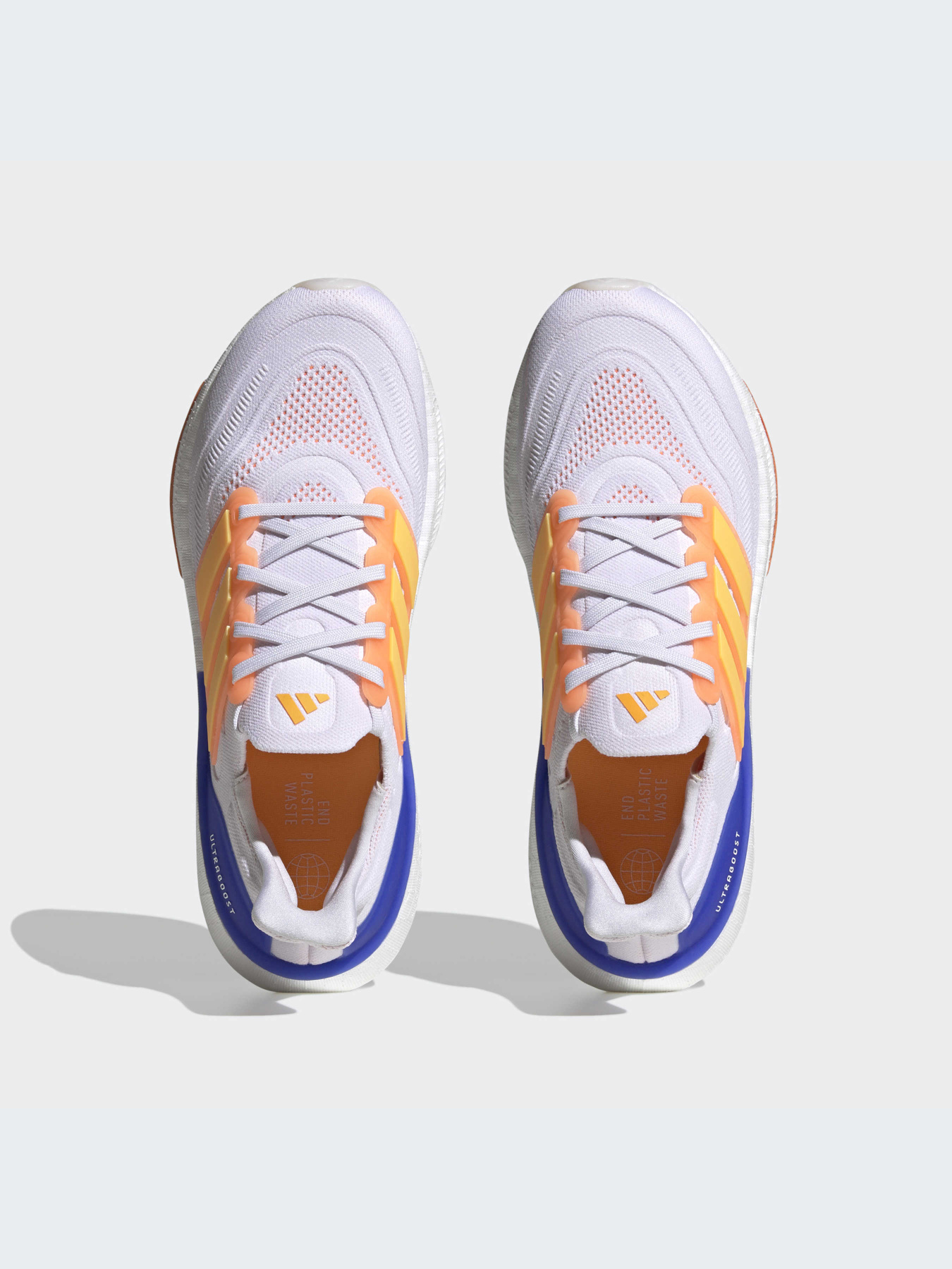 Кроссовки Adidas Ultraboost модель HQ6352 Фото