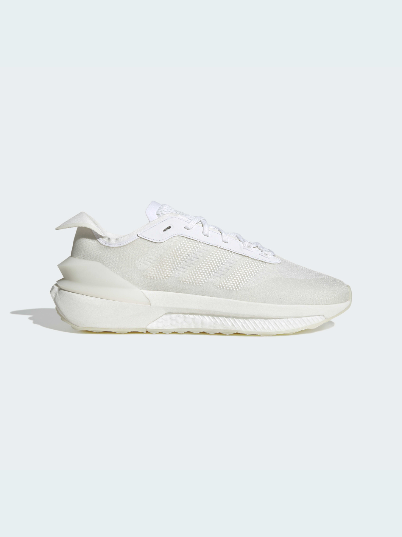Кроссовки Adidas AVRYN модель HP5972 Фото