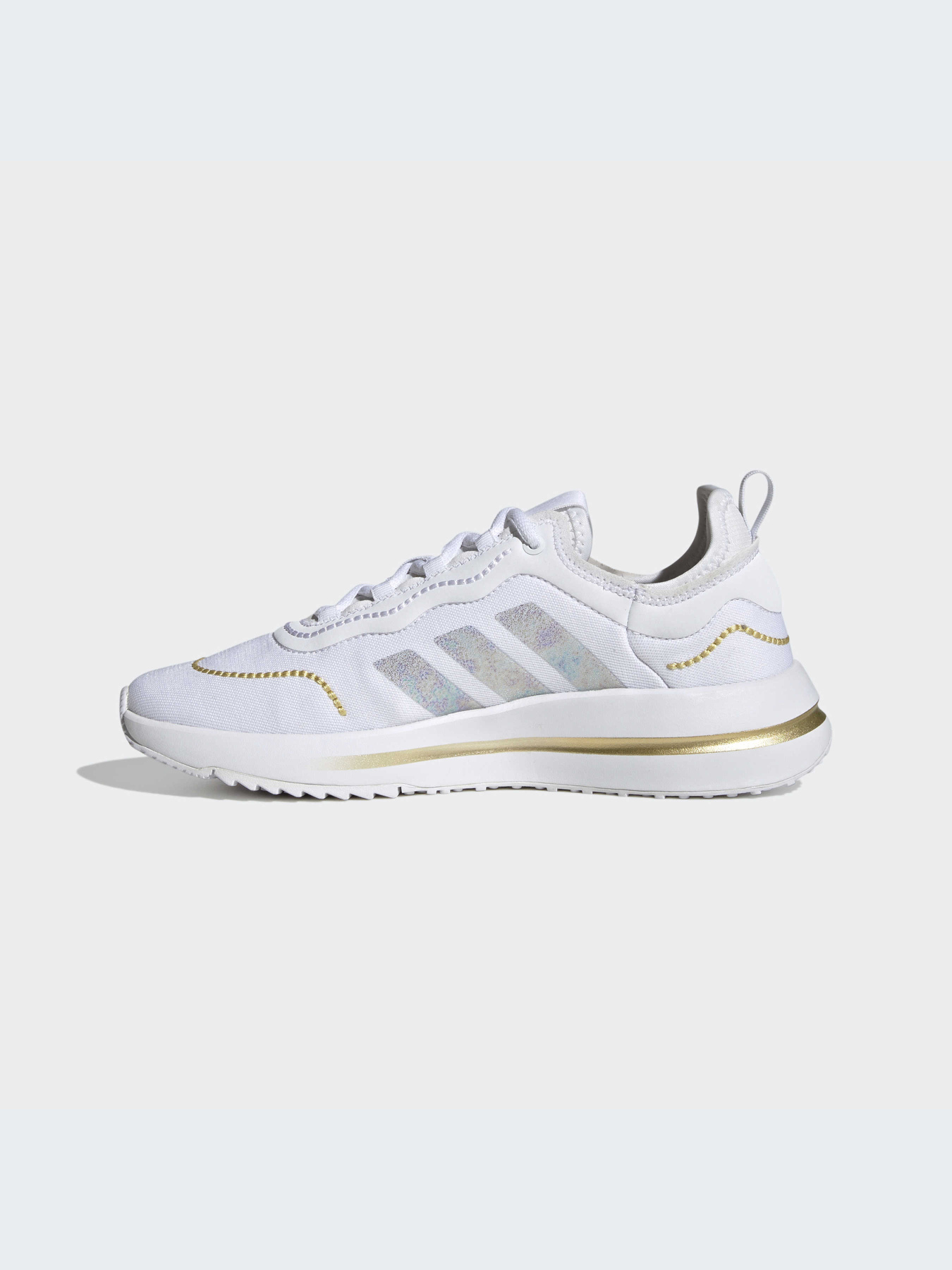 Кросівки Adidas модель HQ1737 Кросівки Adidas модель HQ1737 Фото