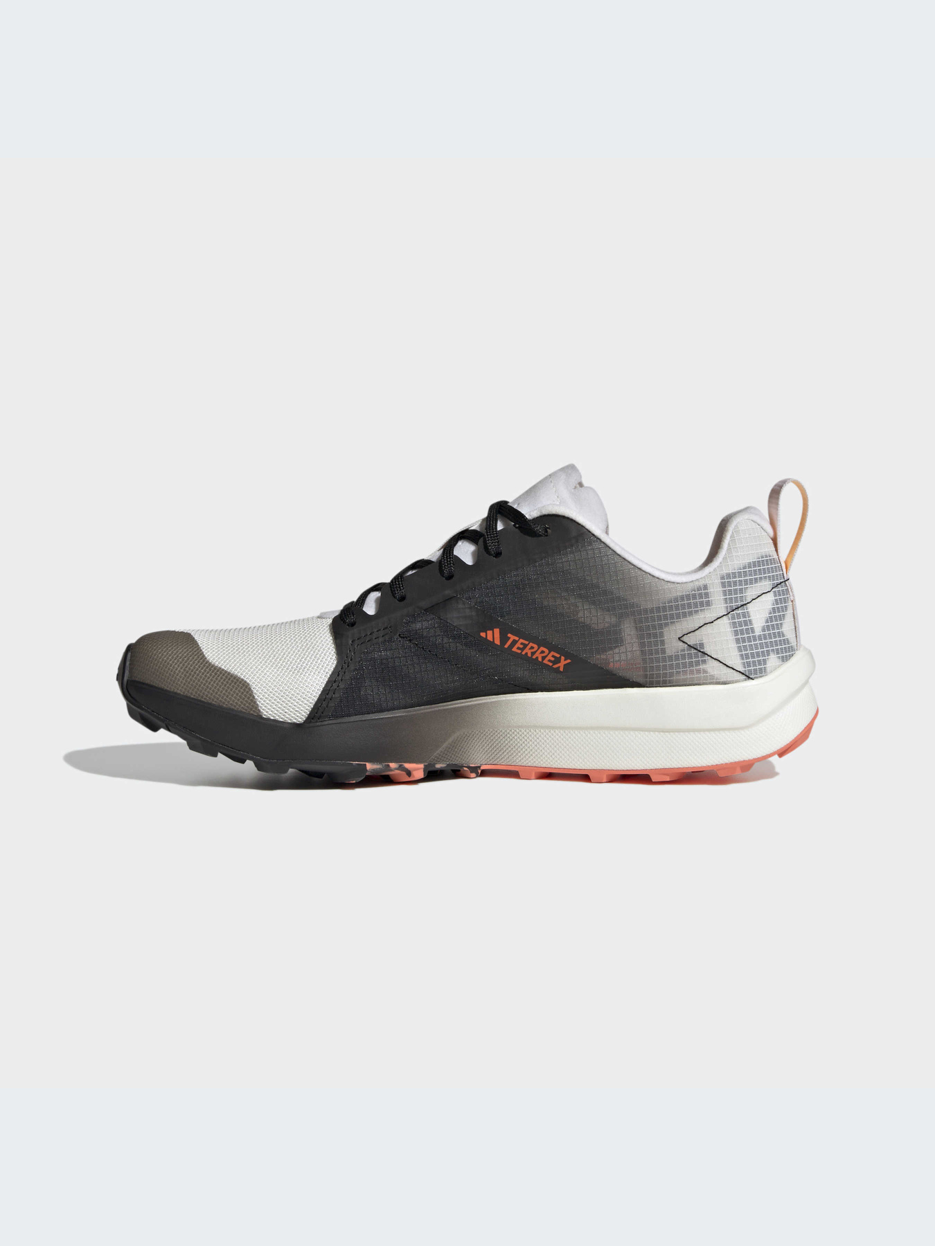 Кросівки Adidas Terrex модель HR1154 Кросівки Adidas Terrex модель HR1154 Фото