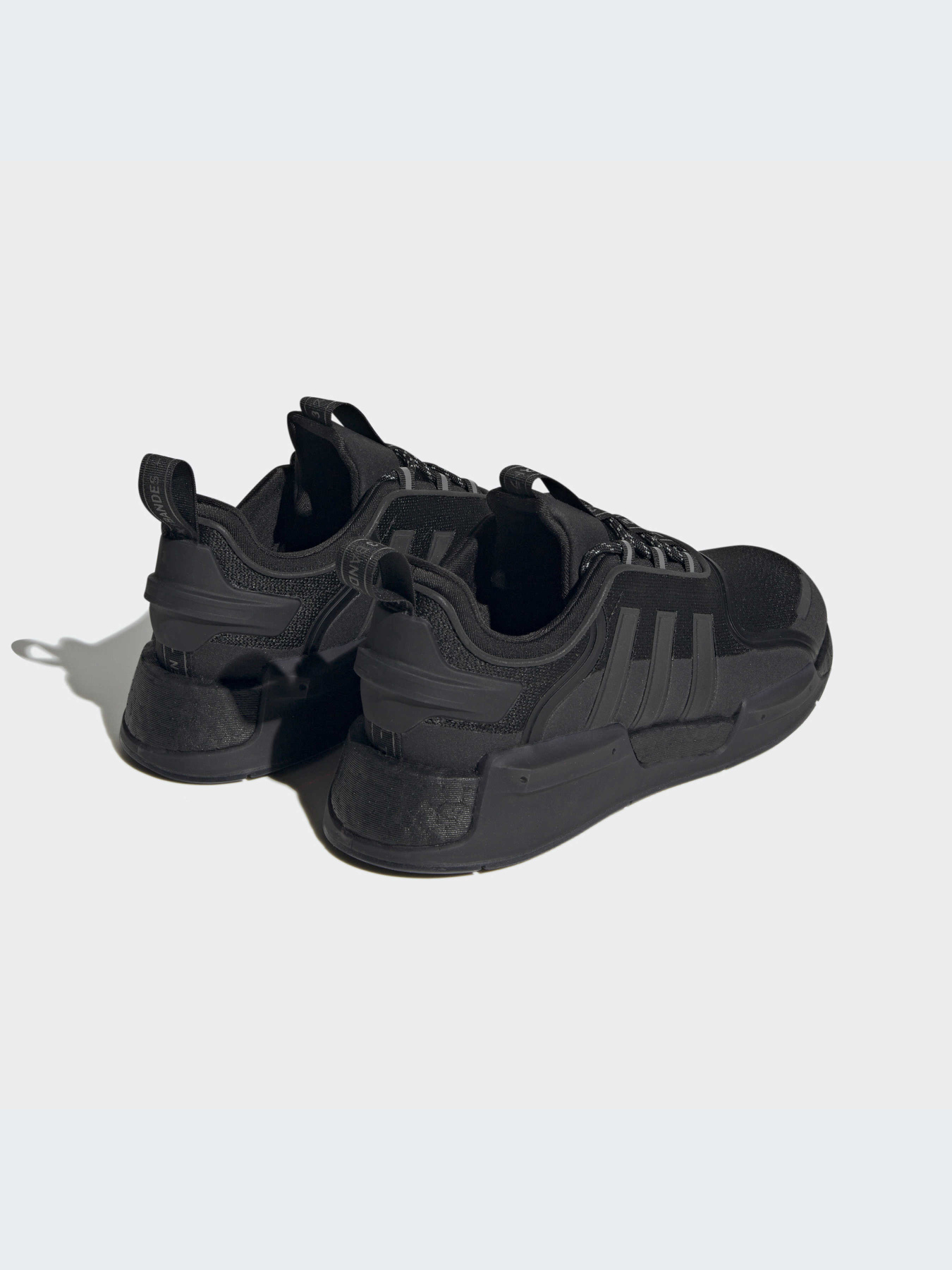 Кросівки Adidas NMD модель HQ4278 Кросівки Adidas NMD модель HQ4278 Фото
