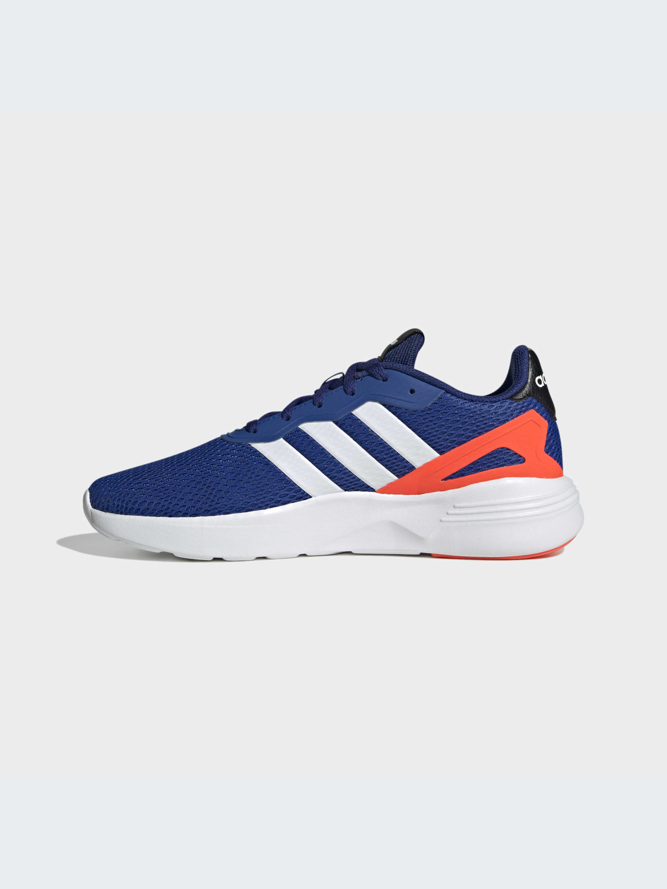Кроссовки Adidas модель HP7863 Кроссовки Adidas модель HP7863 Фото