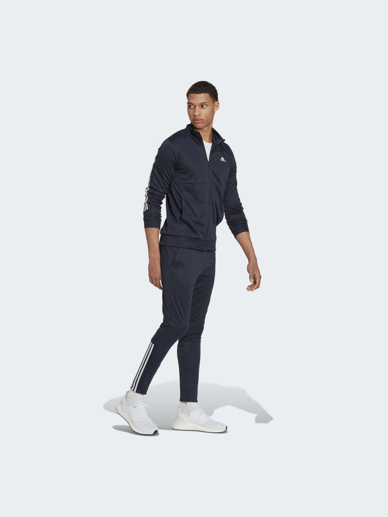 Костюмы Adidas модель HK4467 Фото