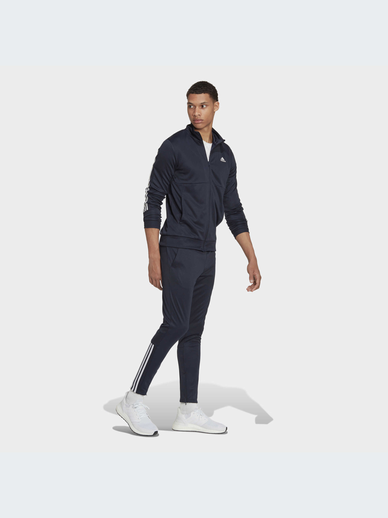 Костюмы Adidas модель HK4467 Фото