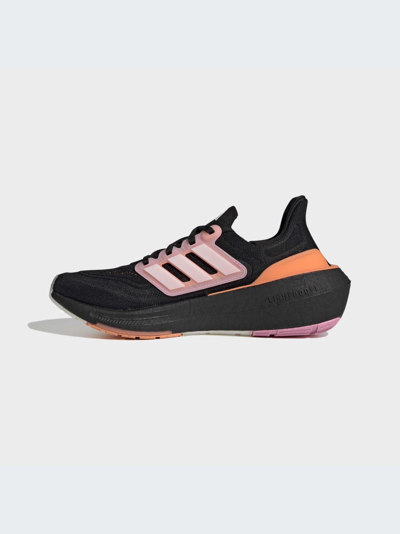 Кроссовки Adidas Ultraboost модель HQ8599 Фото