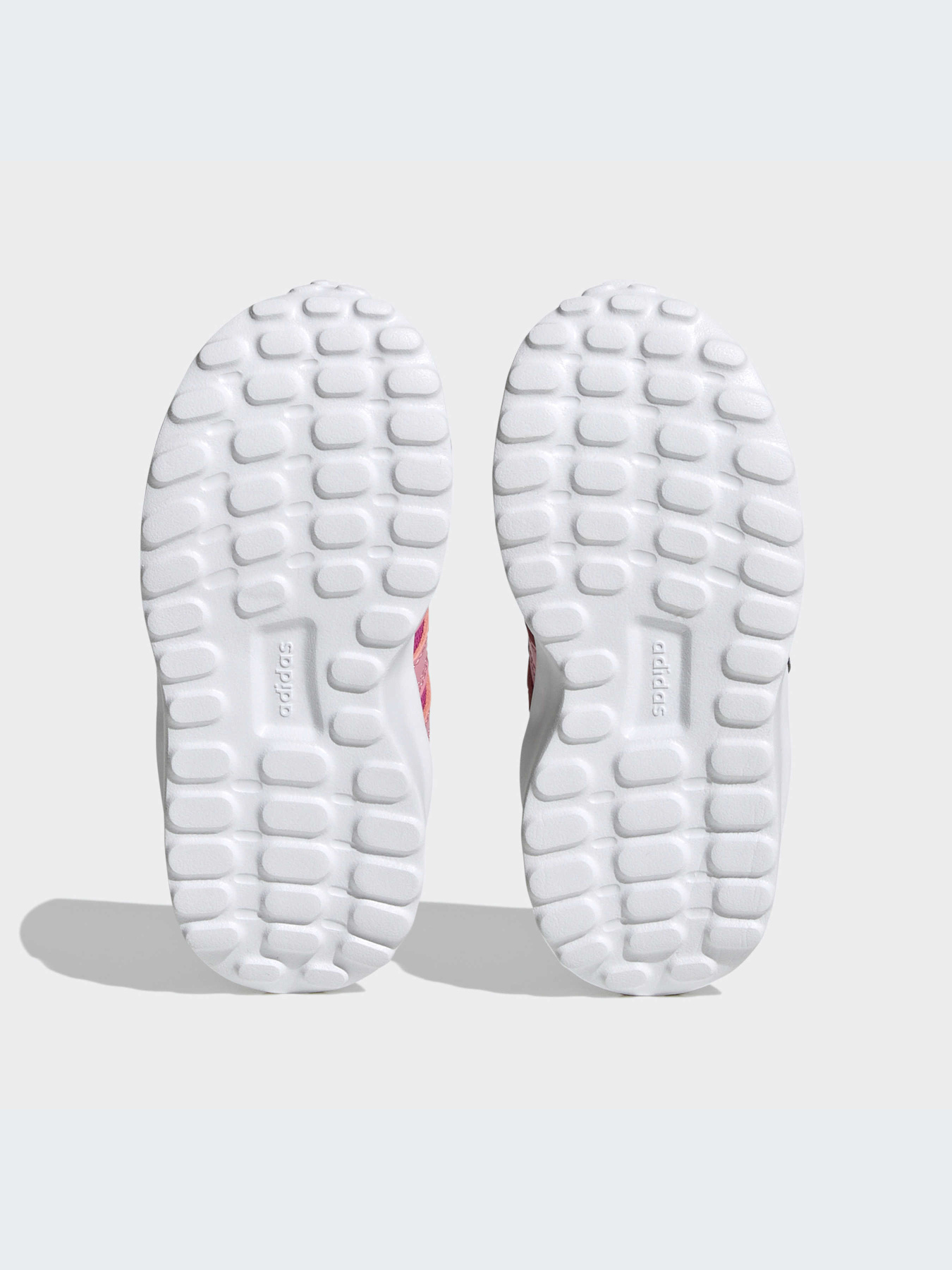 Кросівки Adidas модель HP7665 Кросівки Adidas модель HP7665 Фото