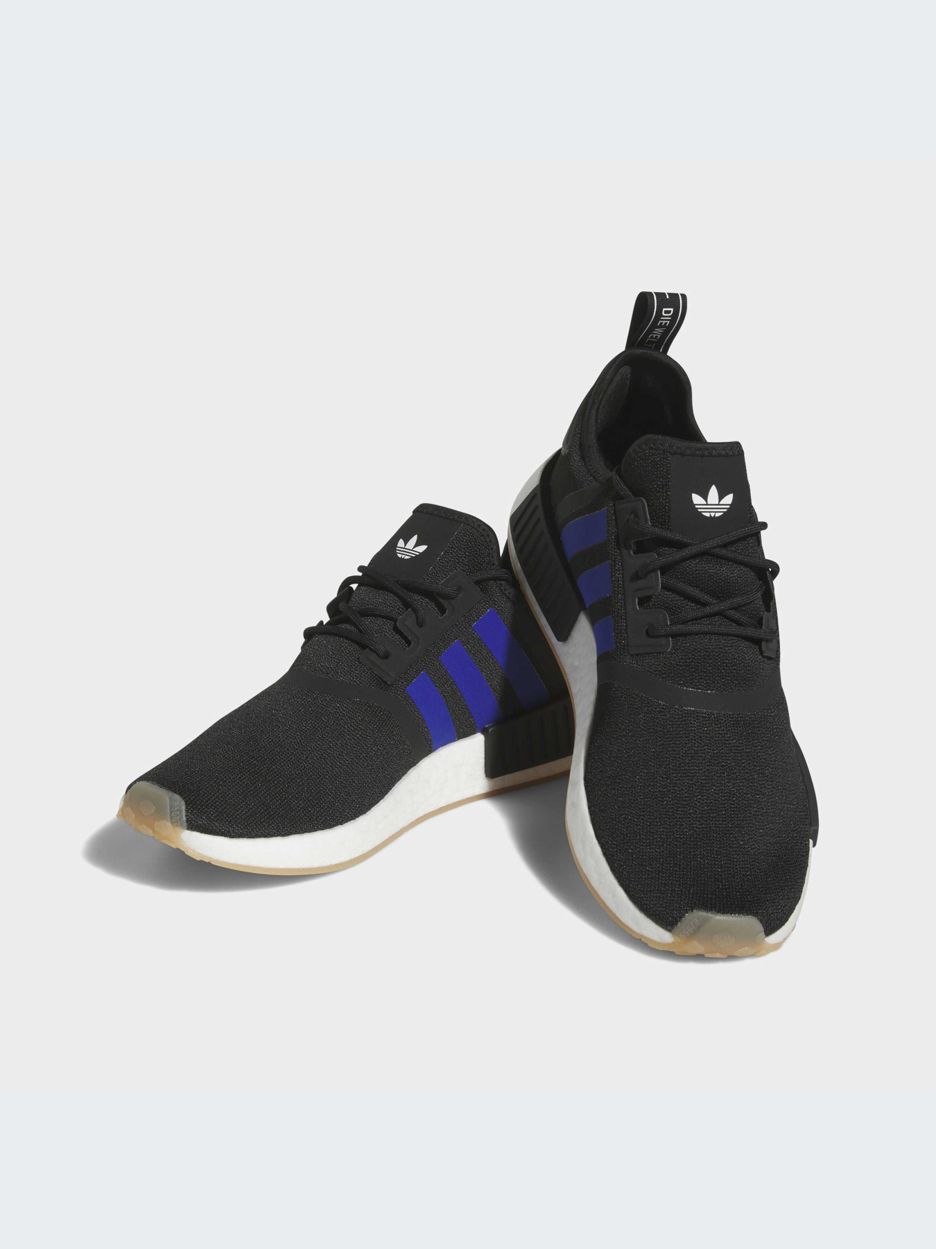 Кросівки Adidas NMD модель IE4694 Кросівки Adidas NMD модель IE4694 Фото