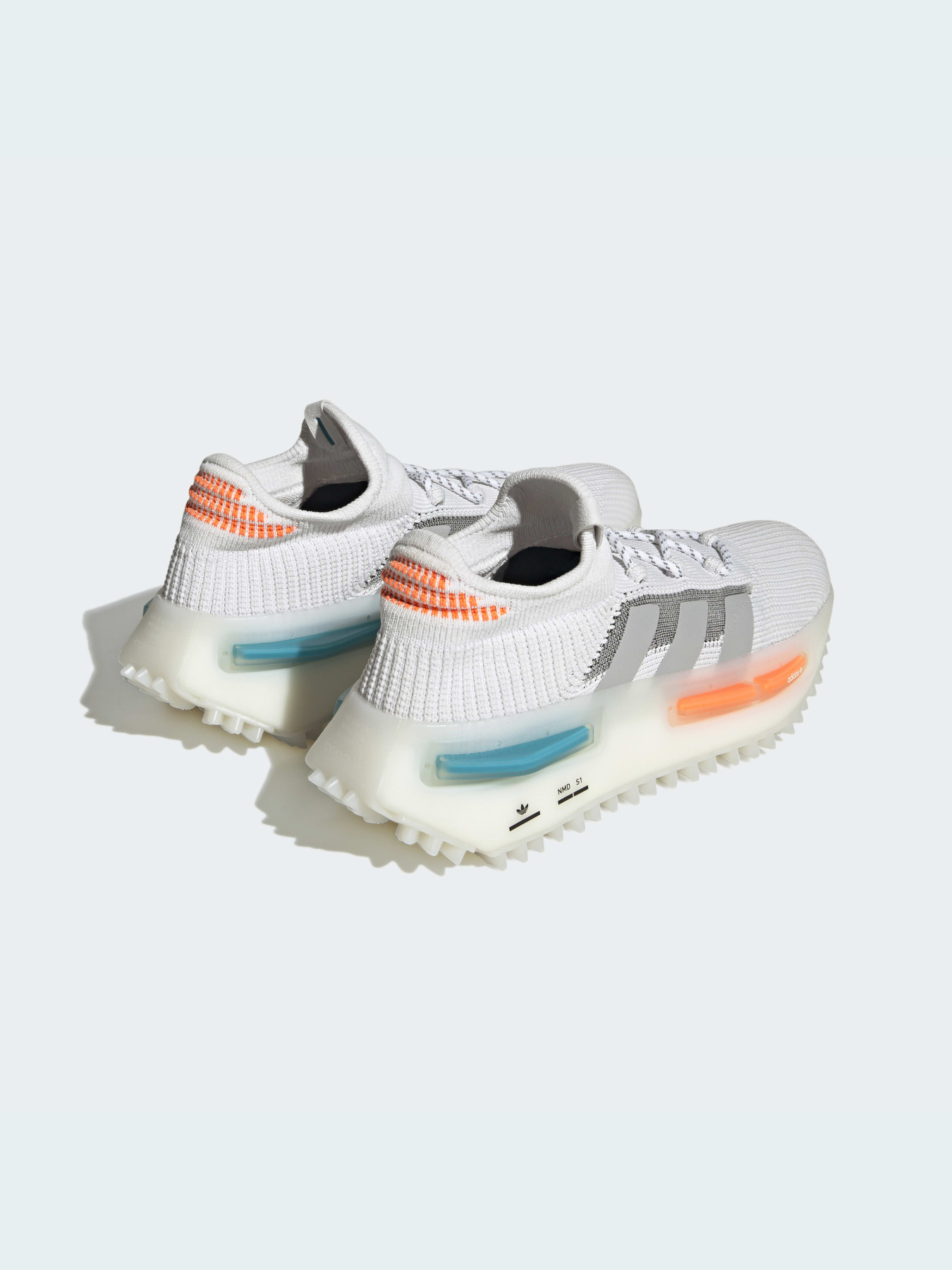 Кросівки Adidas NMD модель FZ5707 Кросівки Adidas NMD модель FZ5707 Фото