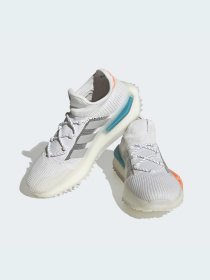 Кросівки Adidas NMD модель FZ5707 Фото