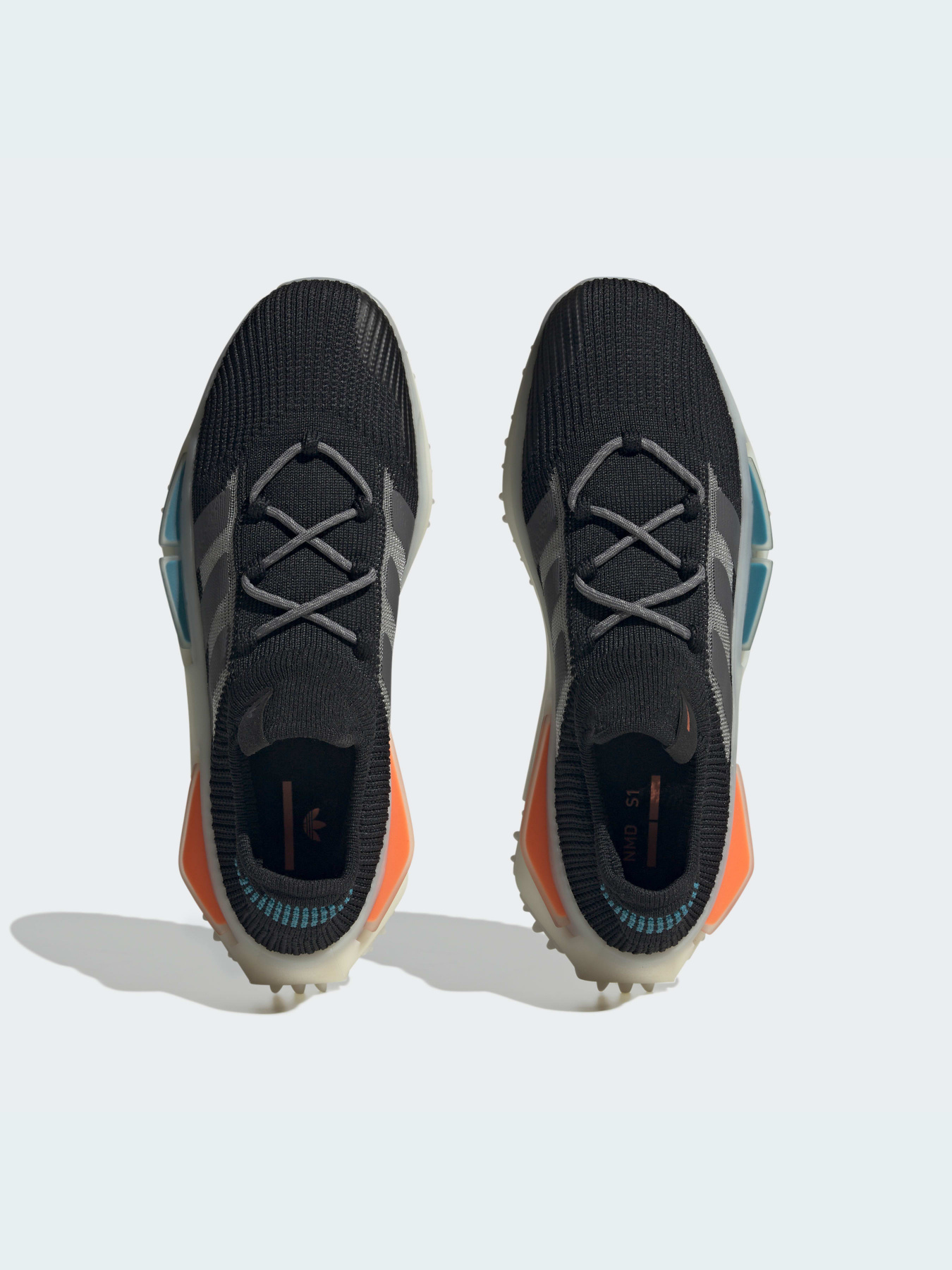 Кросівки Adidas NMD модель FZ5706 Кросівки Adidas NMD модель FZ5706 Фото