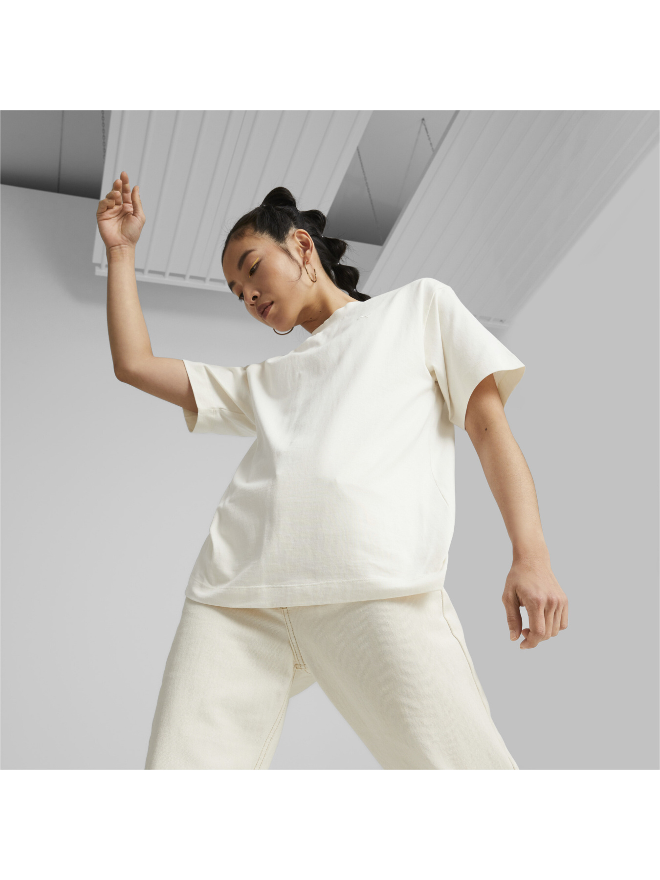 Футболки і поло PUMA Yona Sunpō Mock Neck Tee модель 537977 Футболки і поло PUMA Yona Sunpō Mock Neck Tee модель 537977 Фото