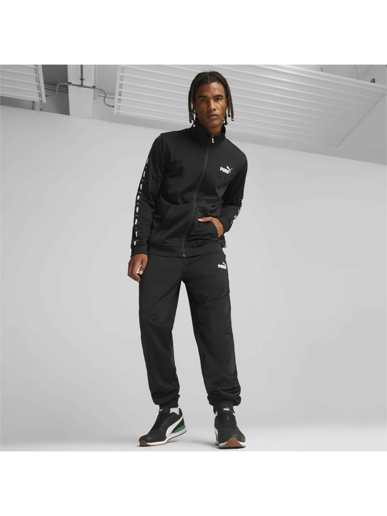 Костюмы PUMA Tape Poly Suit модель 677429 Фото
