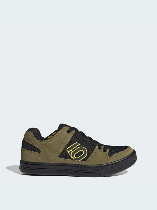 Кросівки Adidas модель FW2841 Фото