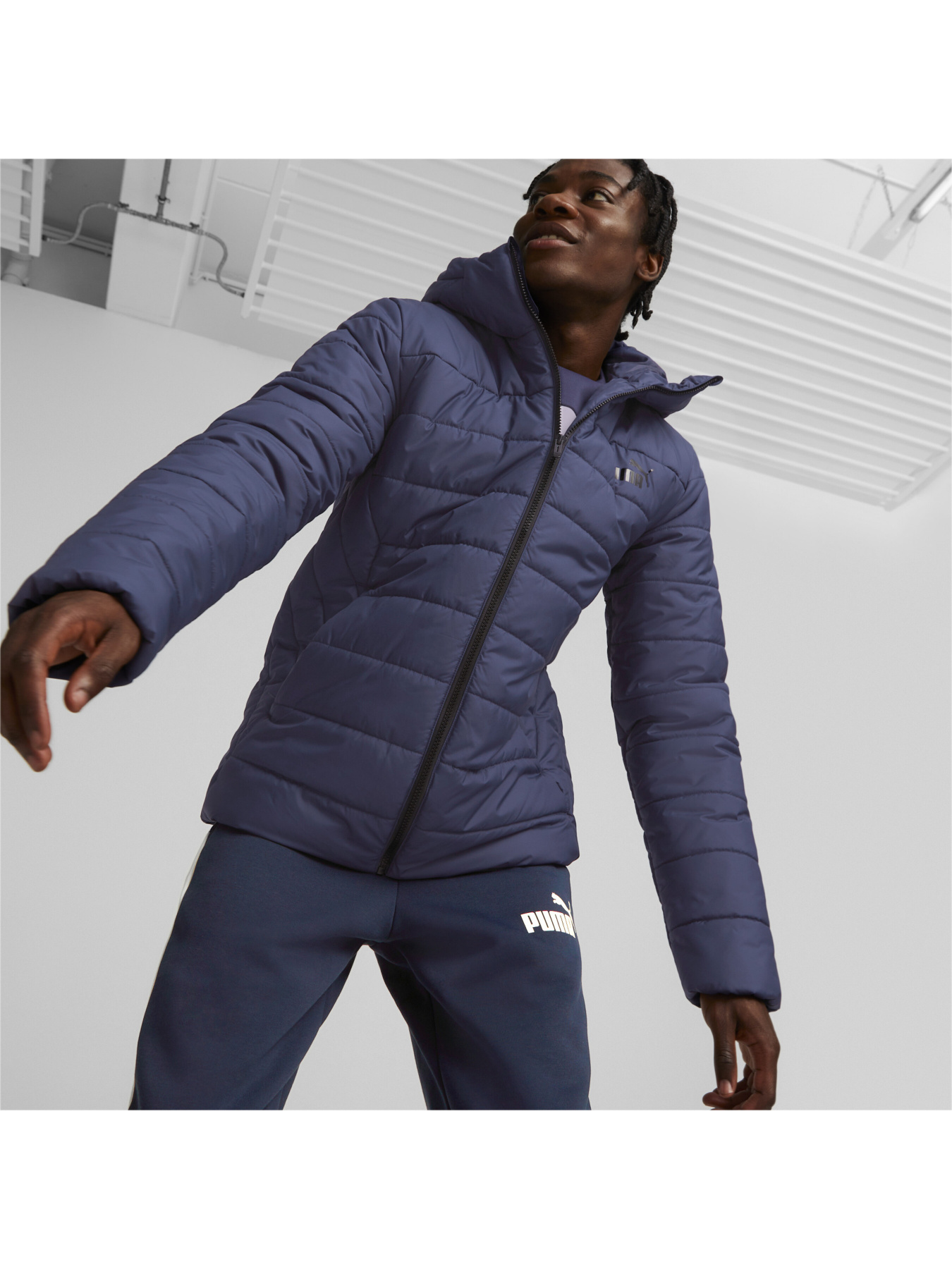 Куртки та дублянки PUMA модель 848938 Фото