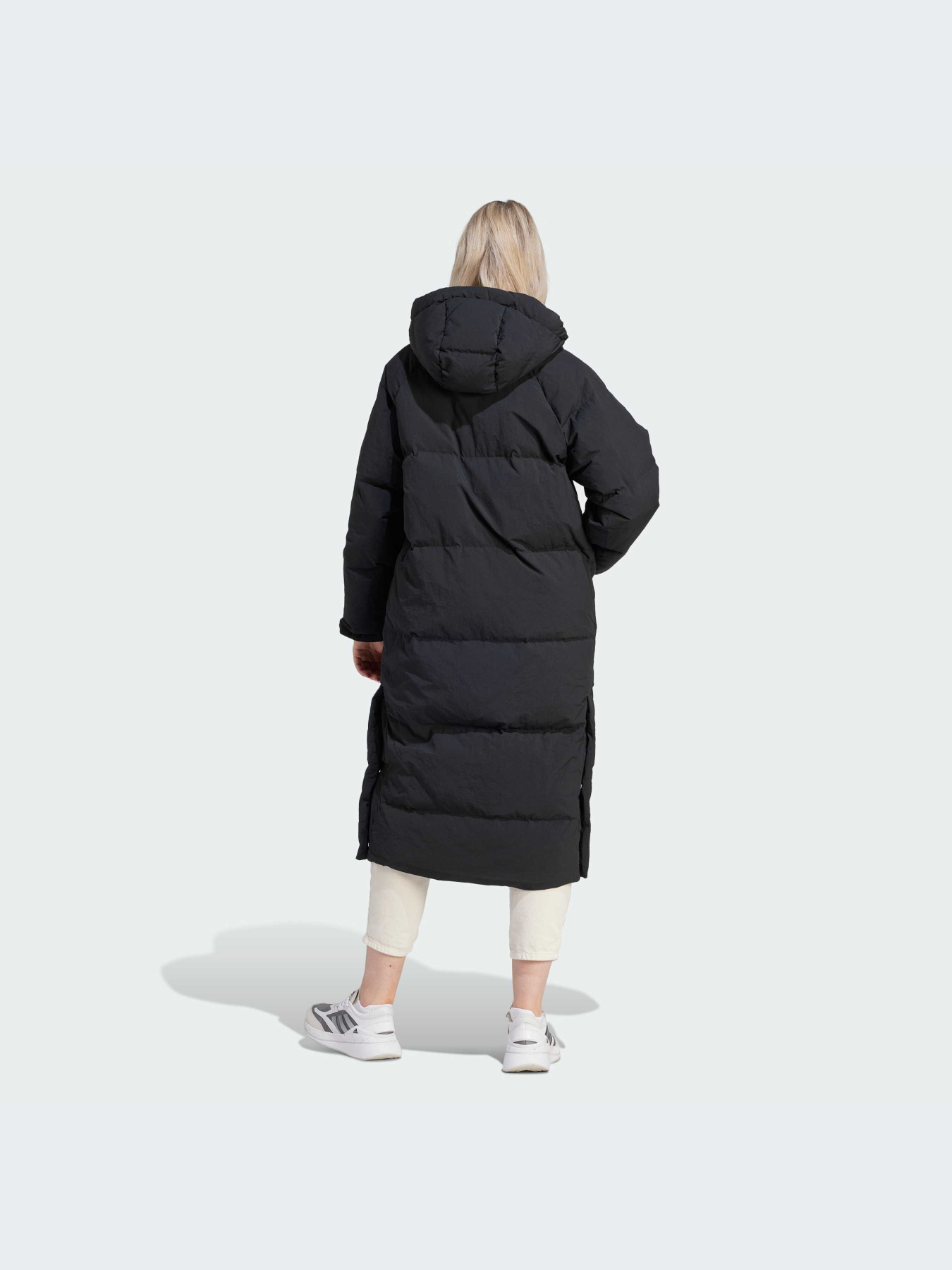 Куртки и дубленки Adidas модель IK3159 Фото