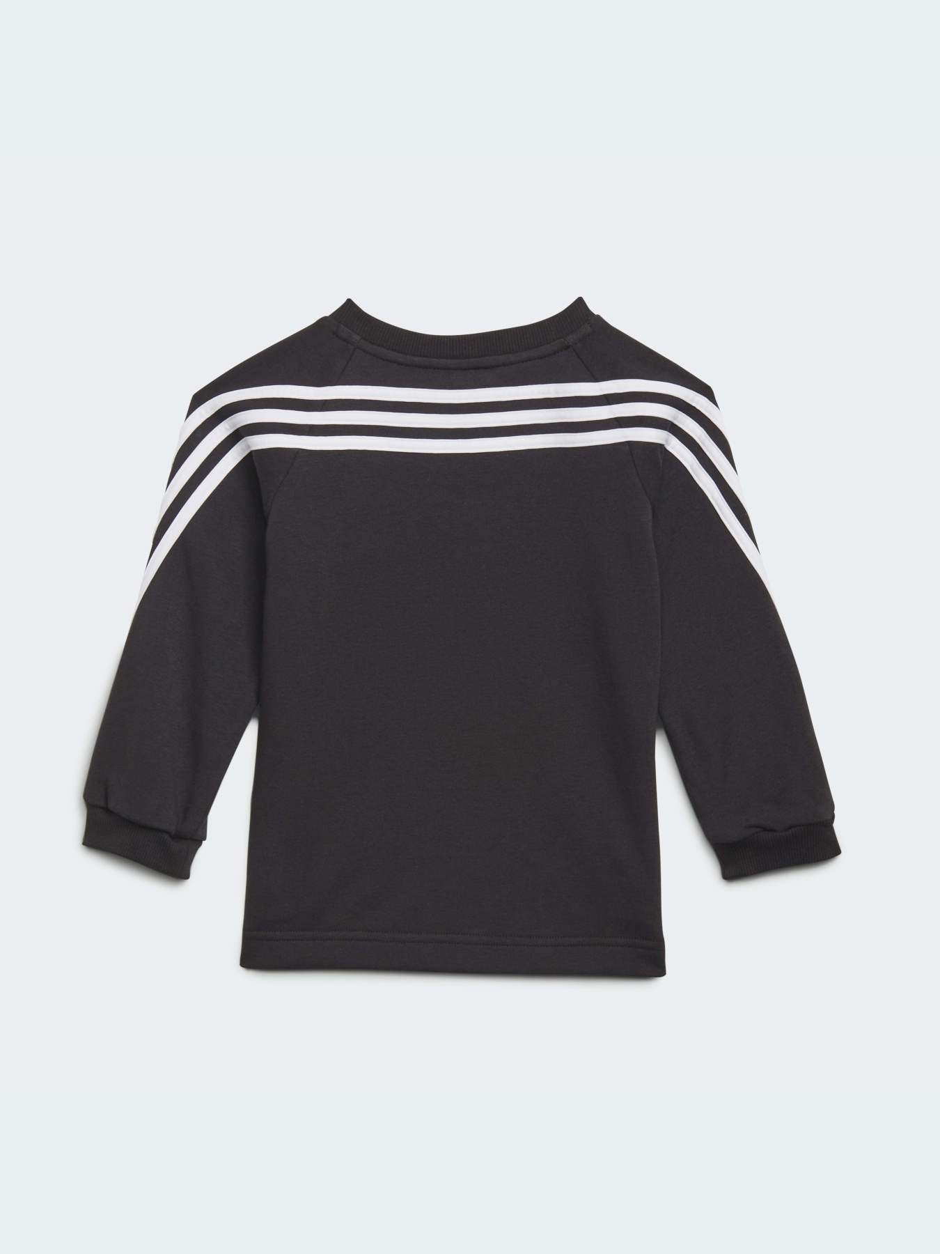 Костюмы Adidas 3 Stripes модель H65810 Костюмы Adidas 3 Stripes модель H65810 Фото