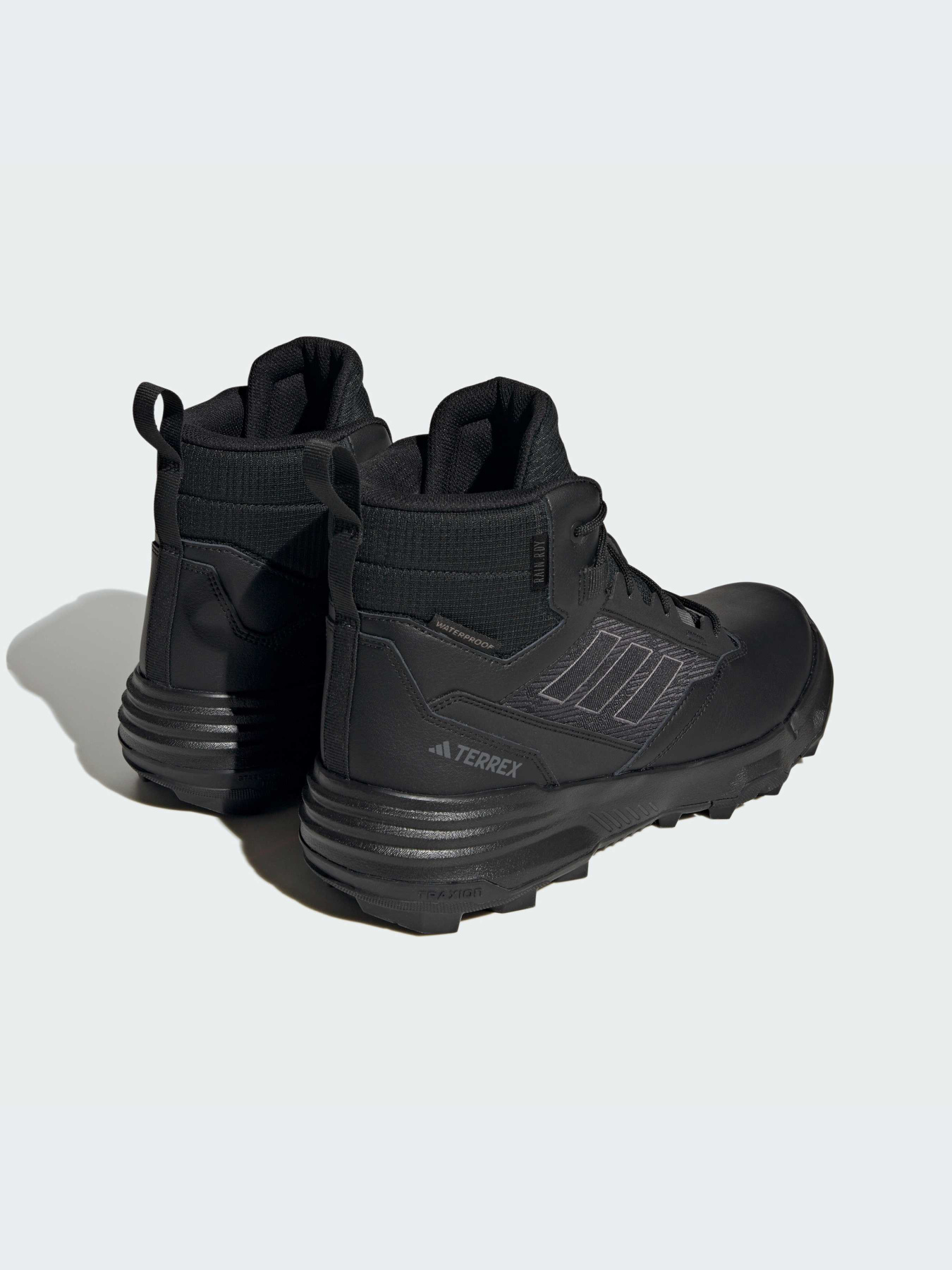 Ботинки и сапоги Adidas модель IF4977 Фото