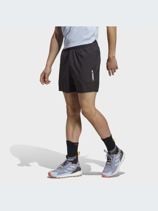 Шорти Adidas модель HM4013 Фото