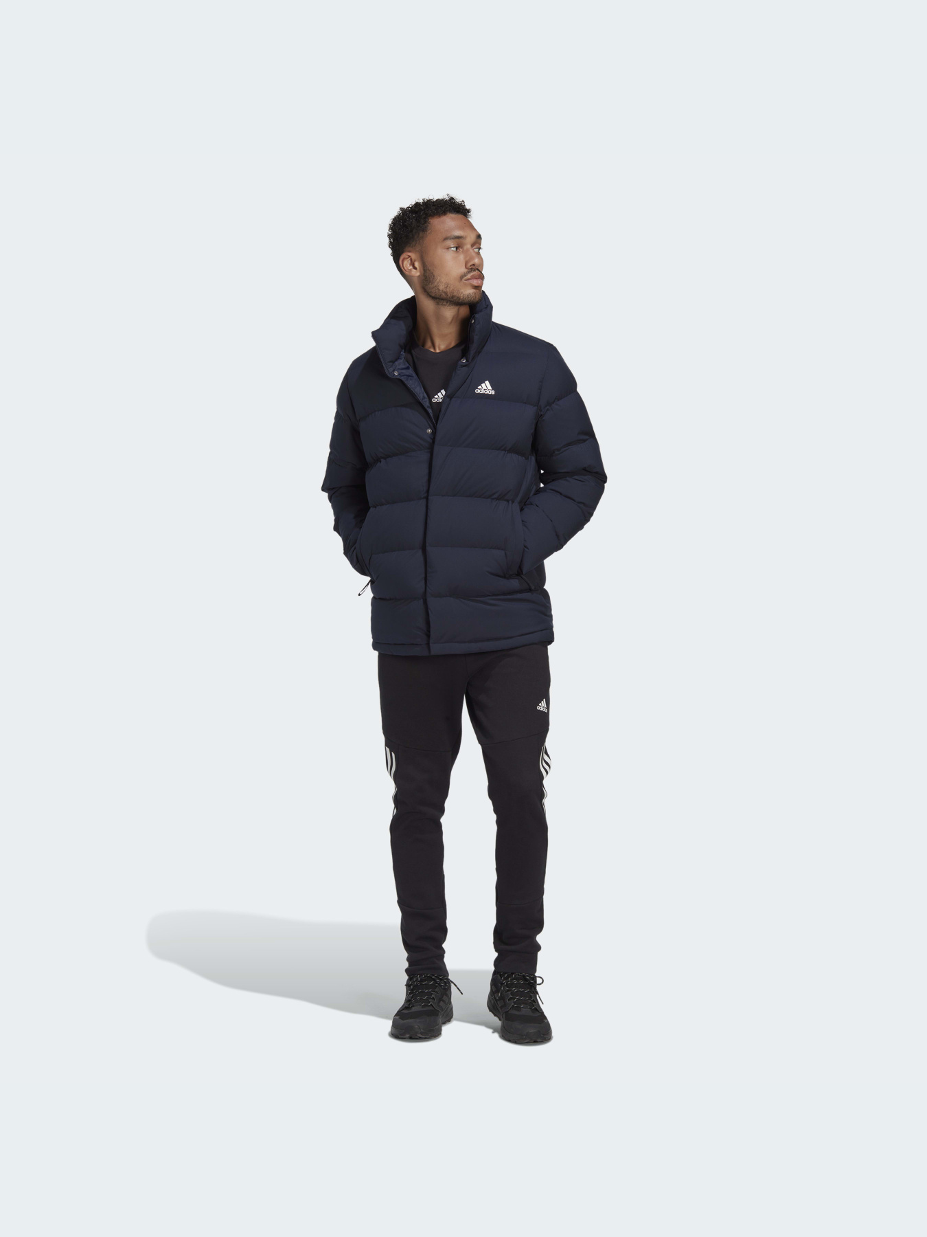 Куртки и дубленки Adidas модель HG8699 Фото