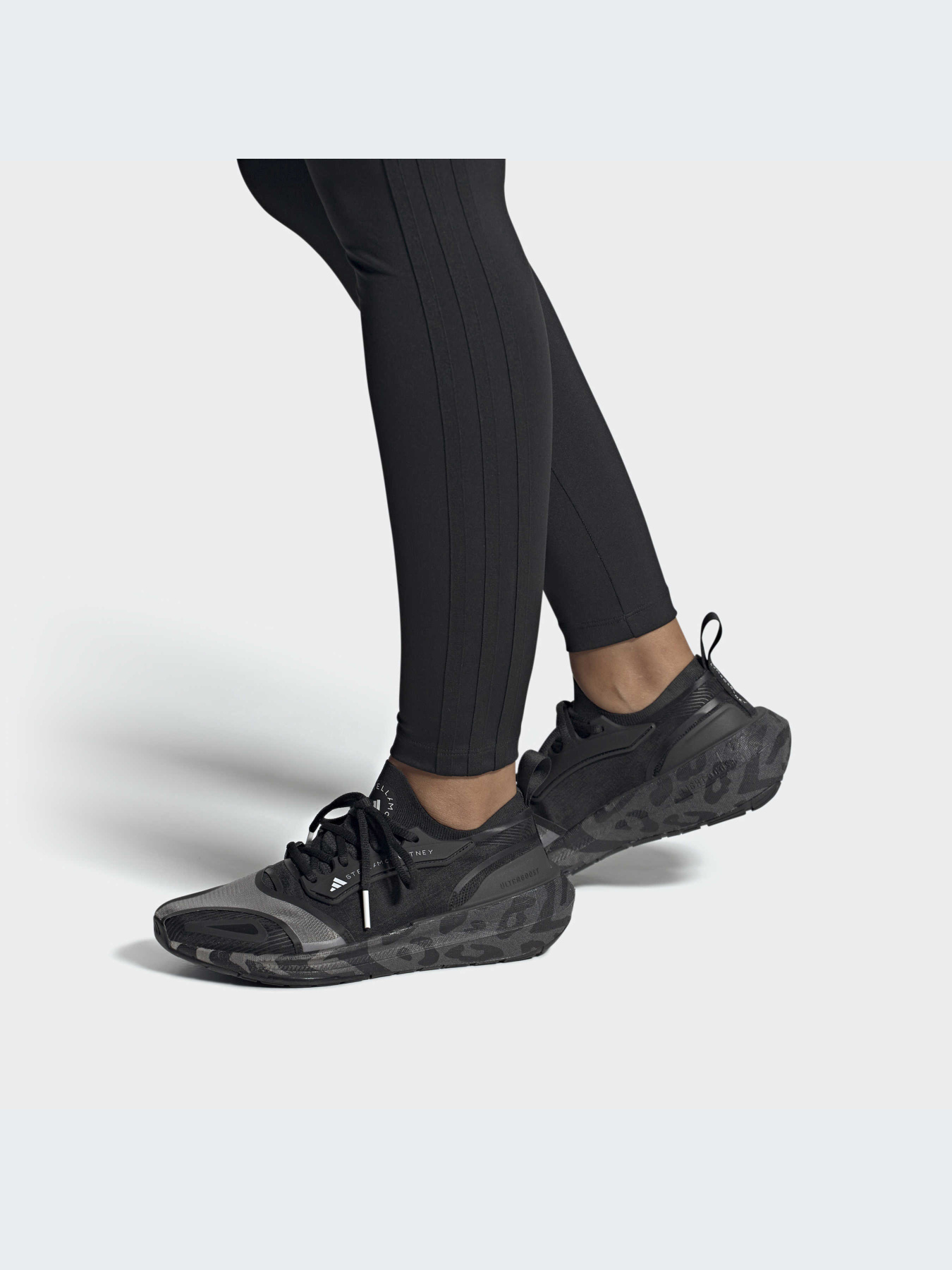 Кроссовки Adidas by Stella McCartney модель HQ8666 Фото