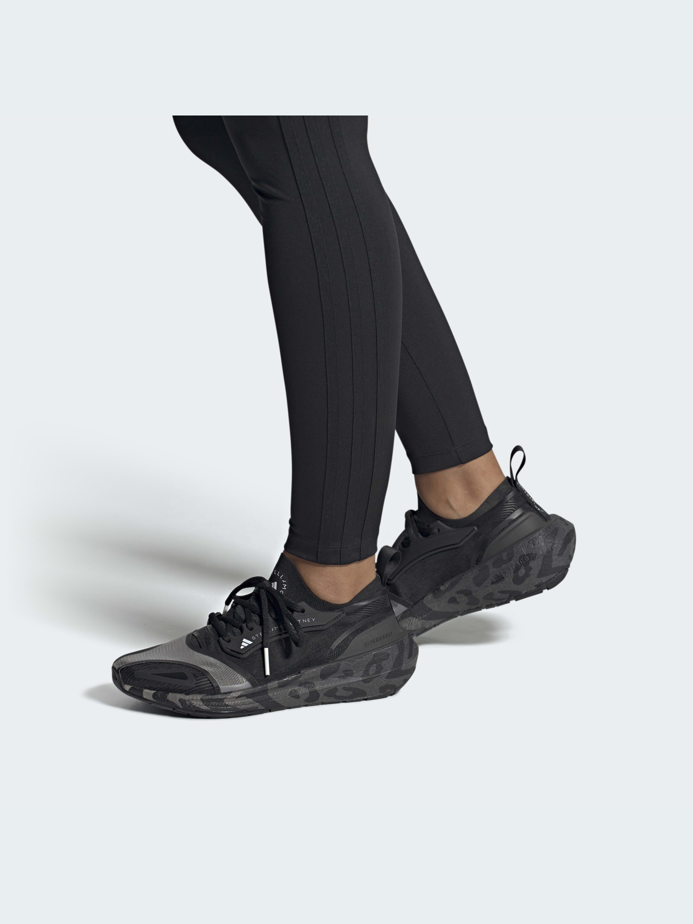Кроссовки Adidas by Stella McCartney модель HQ8666 Фото
