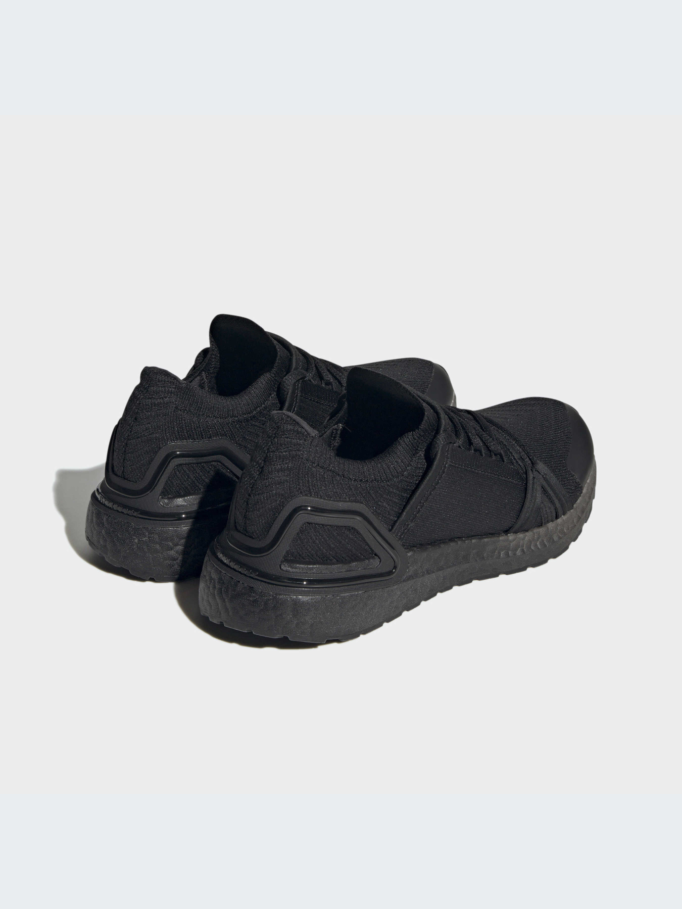 Кроссовки Adidas Ultraboost модель HP3217 Фото