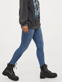 Джинсы H&M модель 53998 Фото