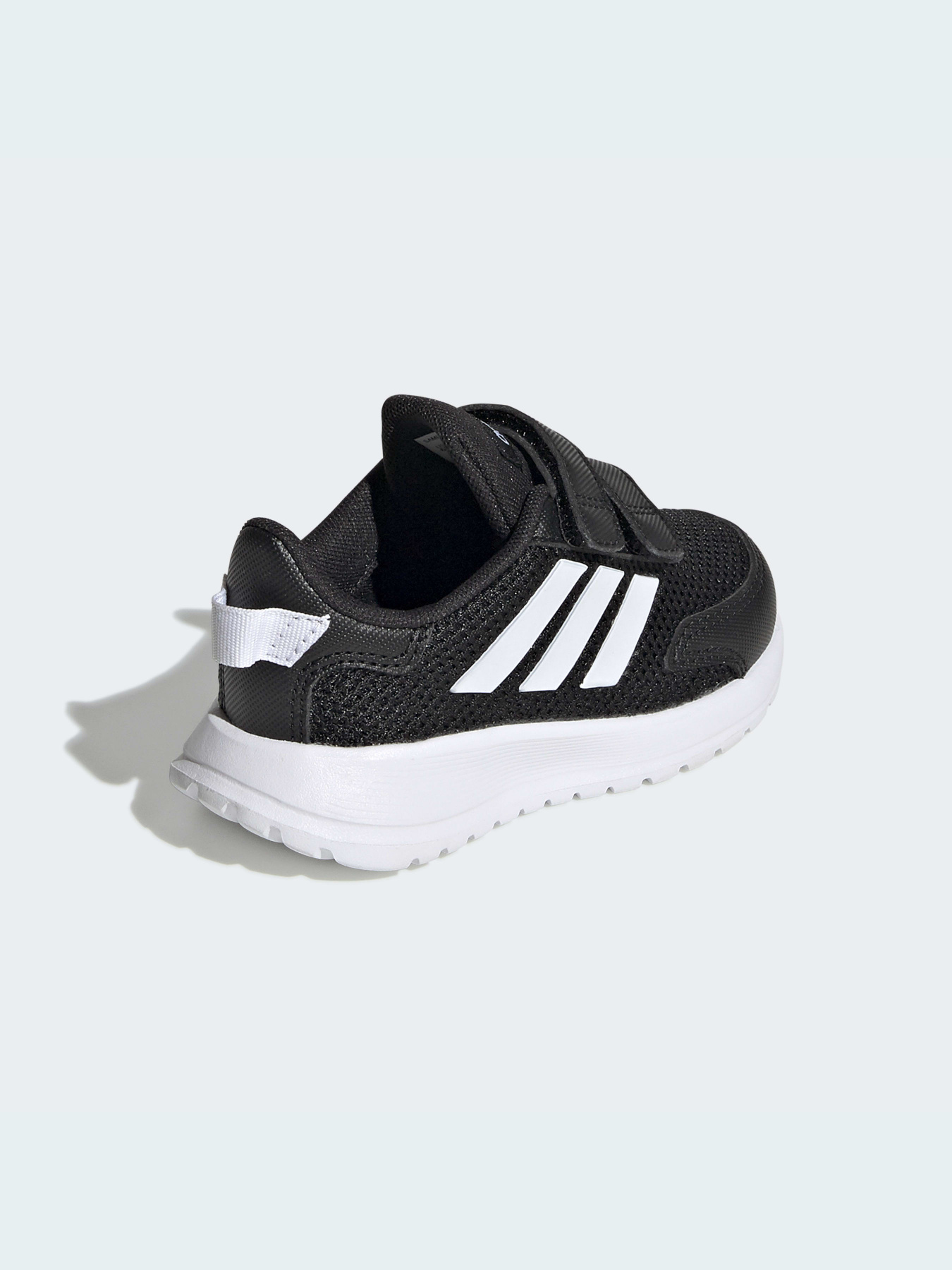 Кросівки Adidas модель EG4142 Кросівки Adidas модель EG4142 Фото
