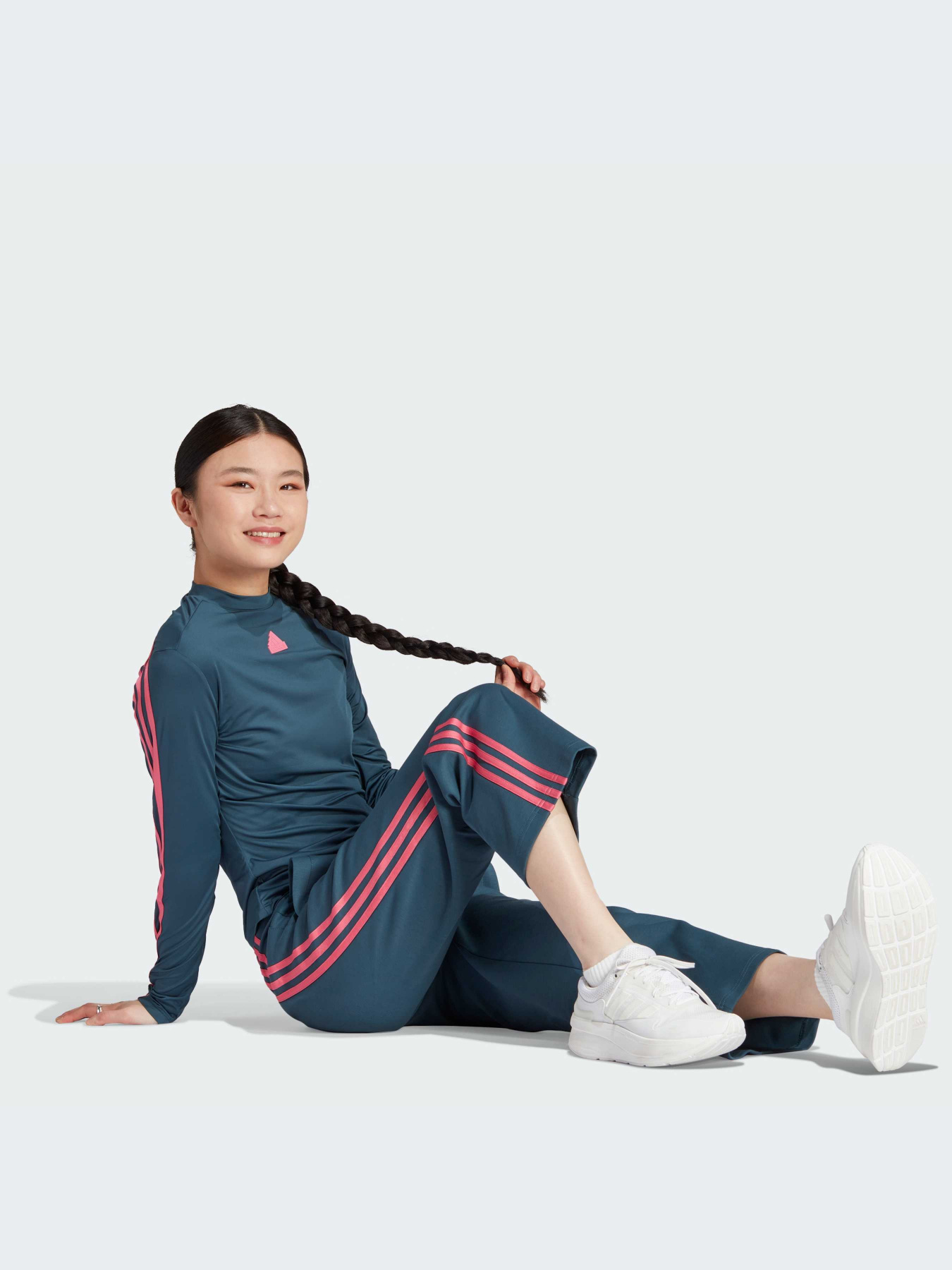 Брюки Adidas 3 Stripes модель IM2451 Фото