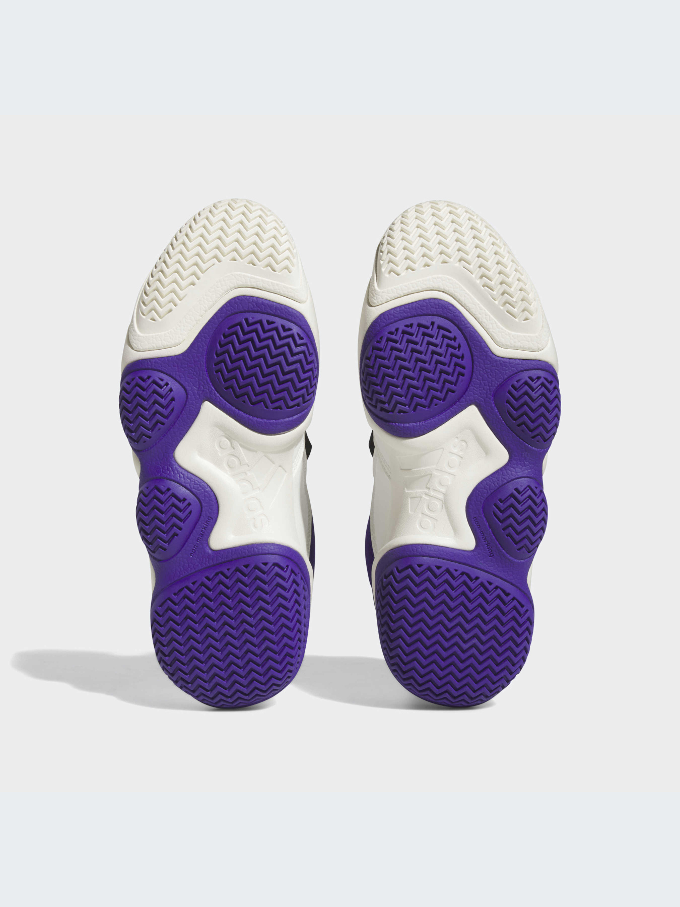 Кросівки Adidas модель HQ4622 Кросівки Adidas модель HQ4622 Фото