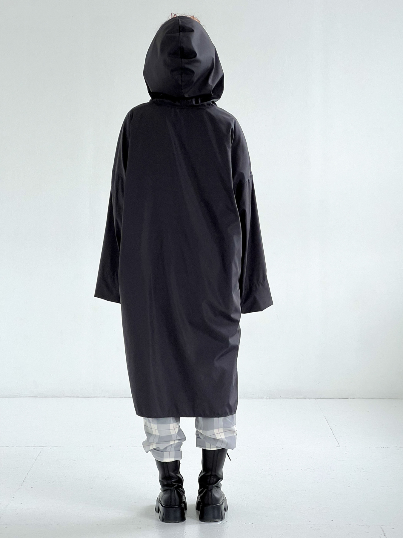 Пальта та плащі IJ модель ij-raincoat-grafit Пальта та плащі IJ модель ij-raincoat-grafit Фото