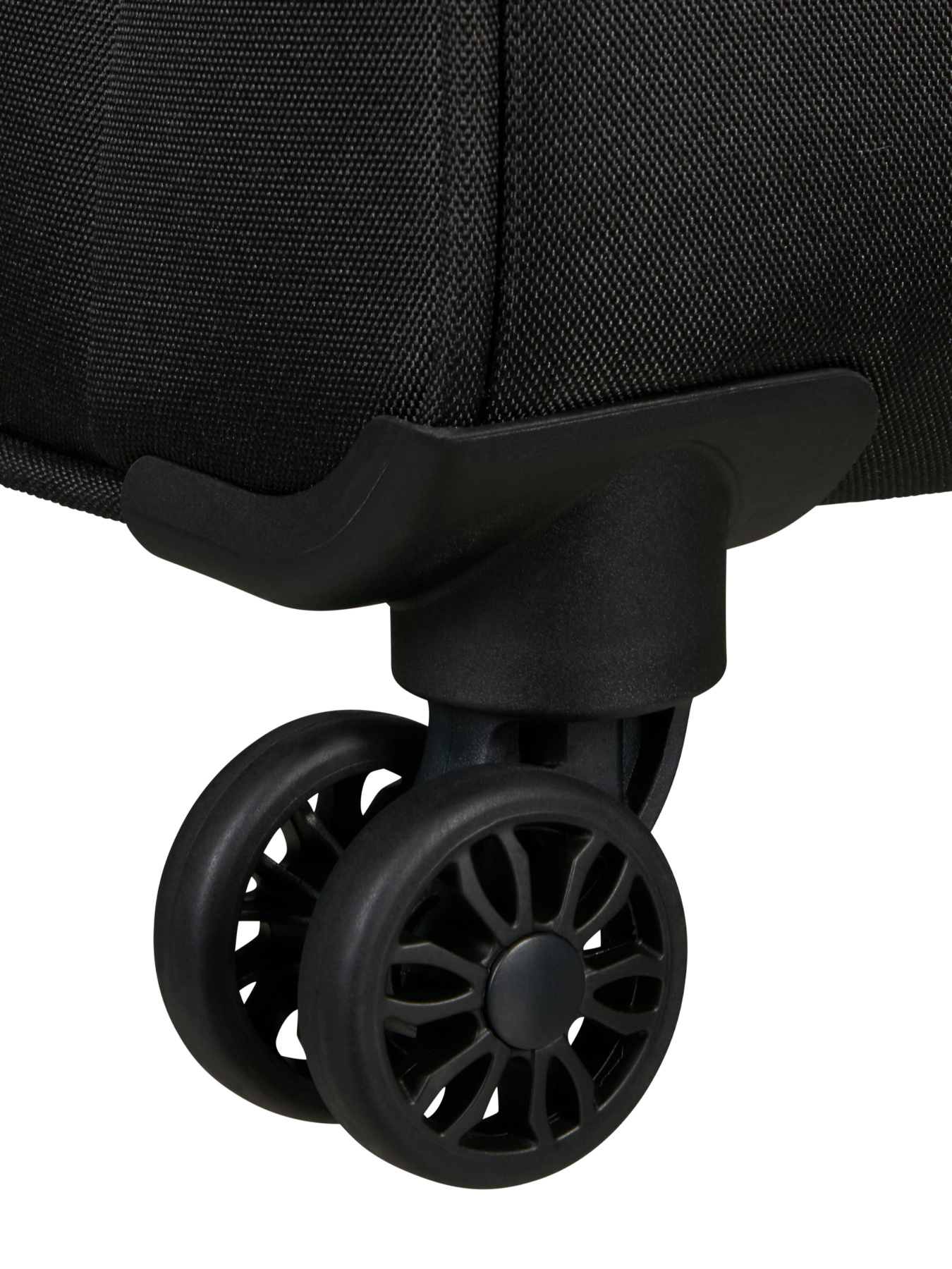 Дорожные сумки и чемоданы American Tourister модель MD6*09001 Фото