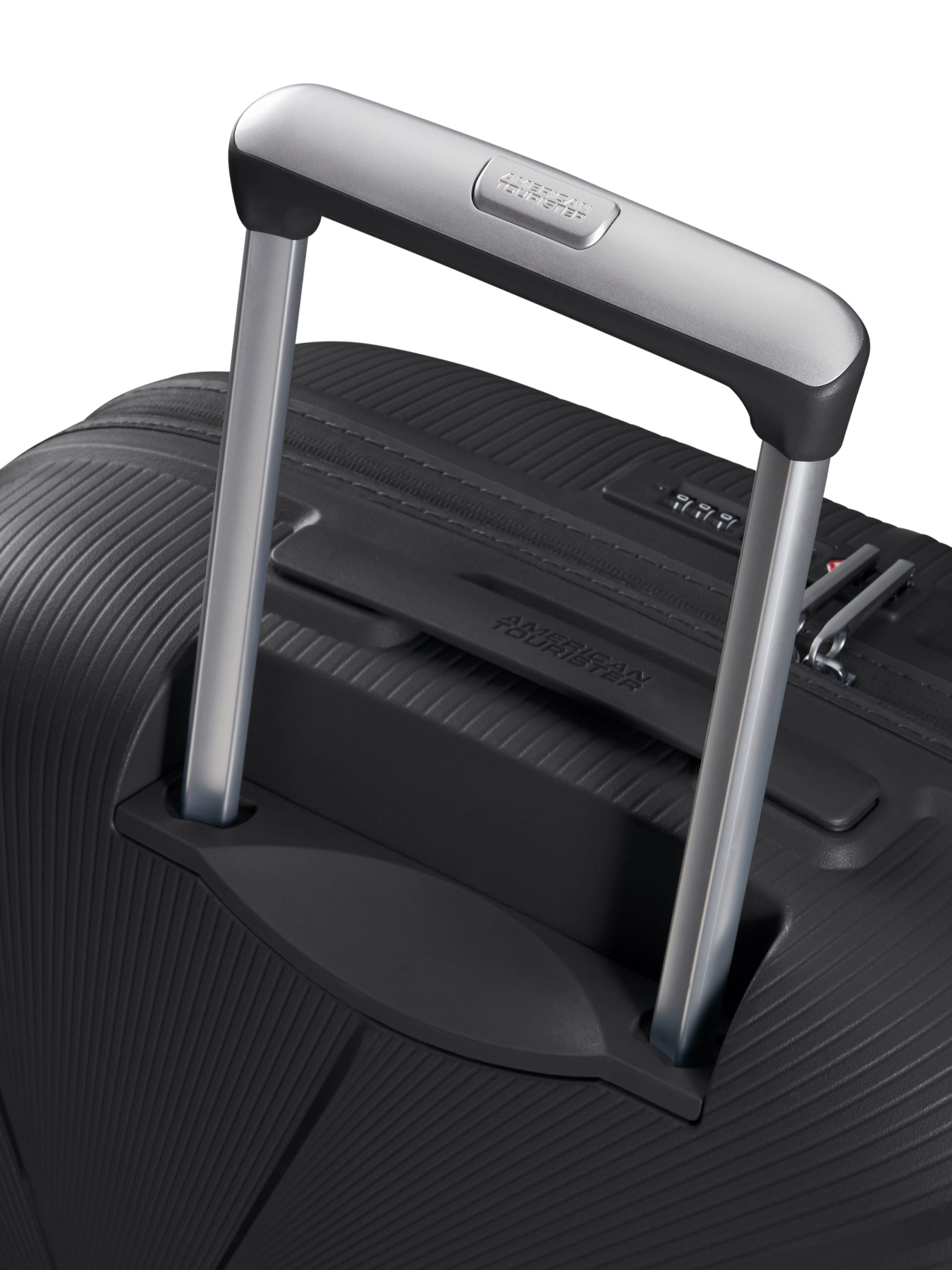 Дорожные сумки и чемоданы American Tourister модель MD509004 Фото