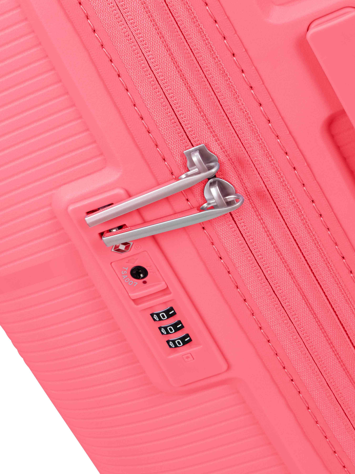 Дорожные сумки и чемоданы American Tourister модель MD500003 Фото