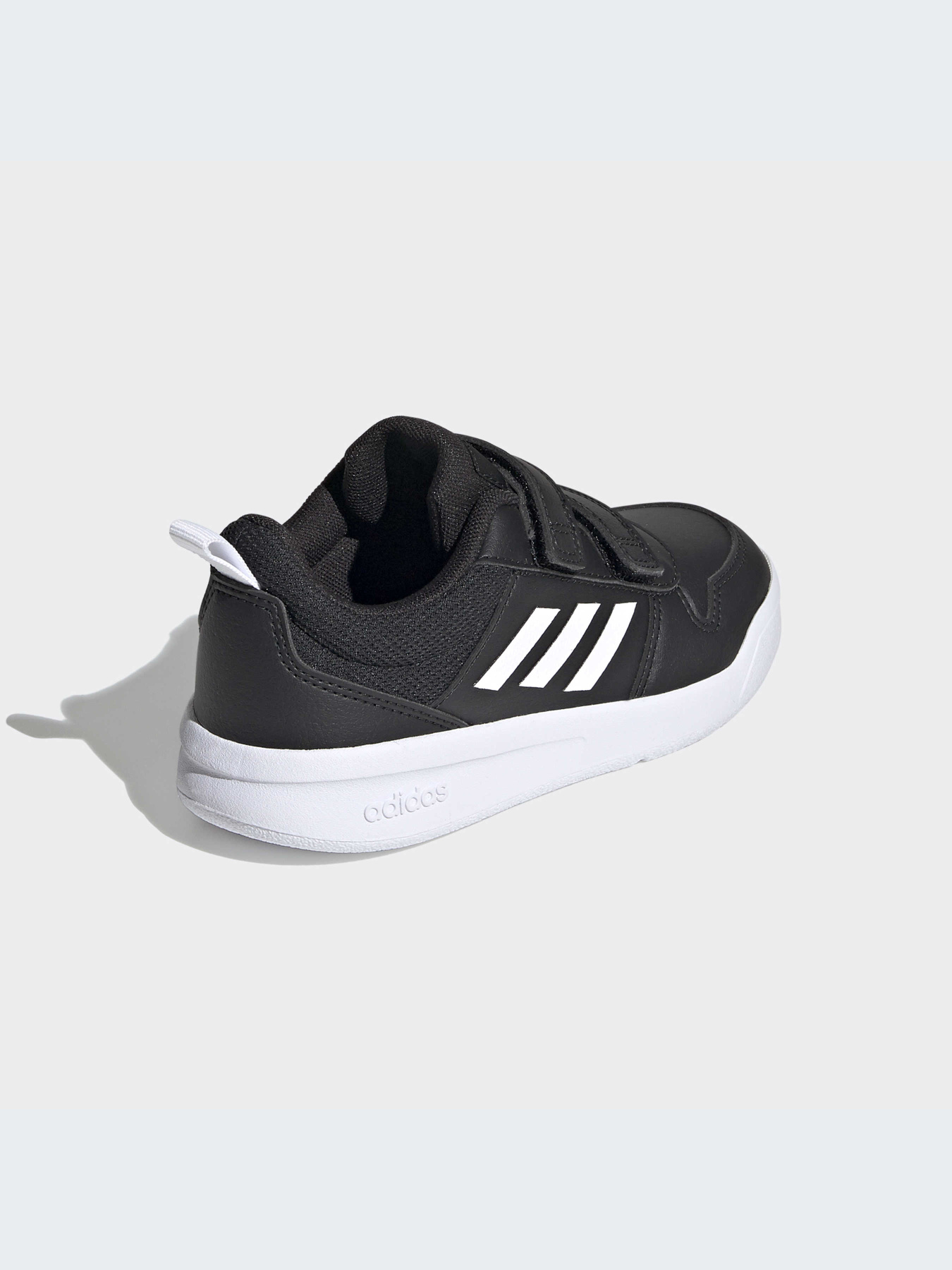 Кроссовки Adidas модель S24042 Фото