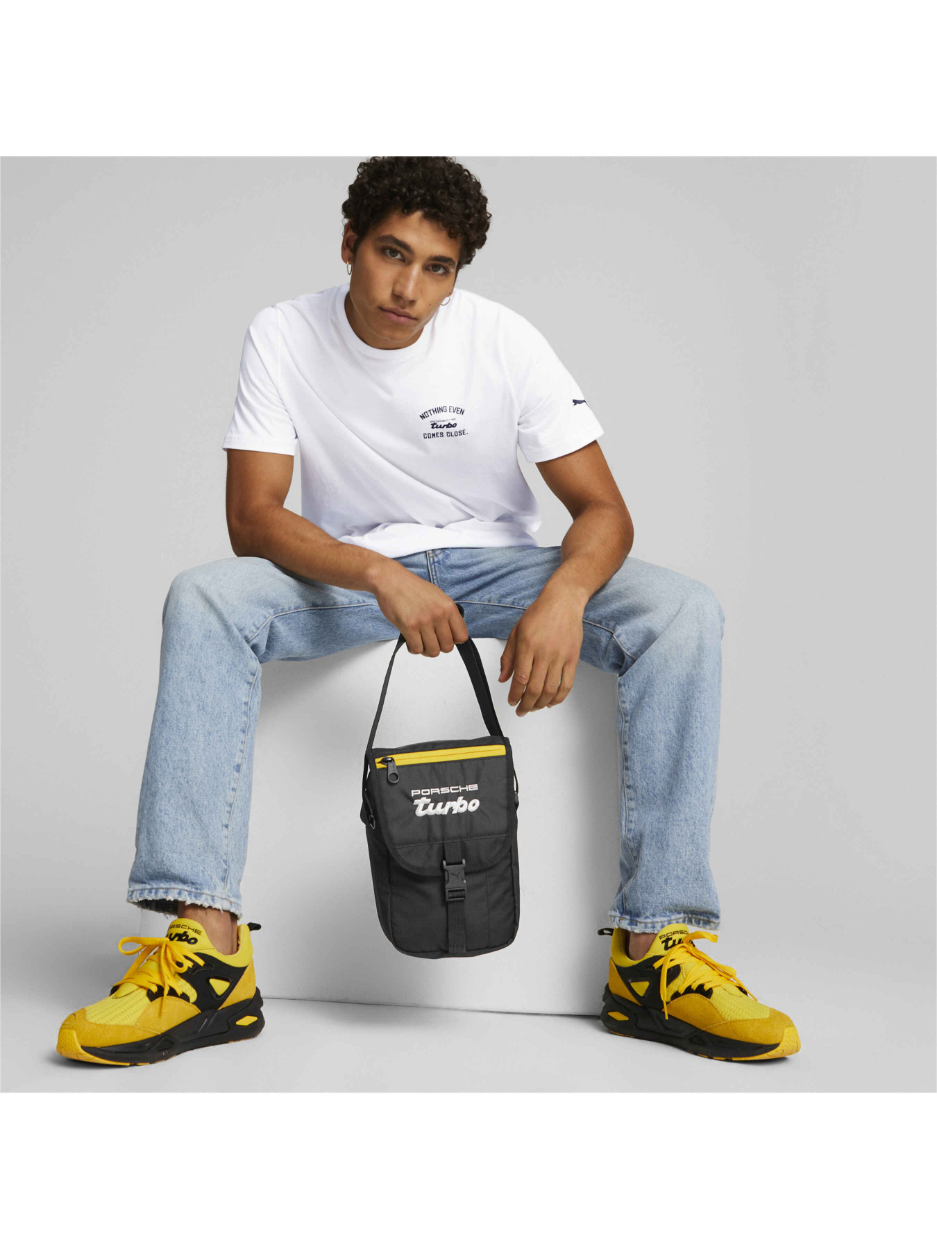 Сумки PUMA Porsche Legacy Small Msgr. модель 079097 Сумки PUMA Porsche Legacy Small Msgr. модель 079097 Фото