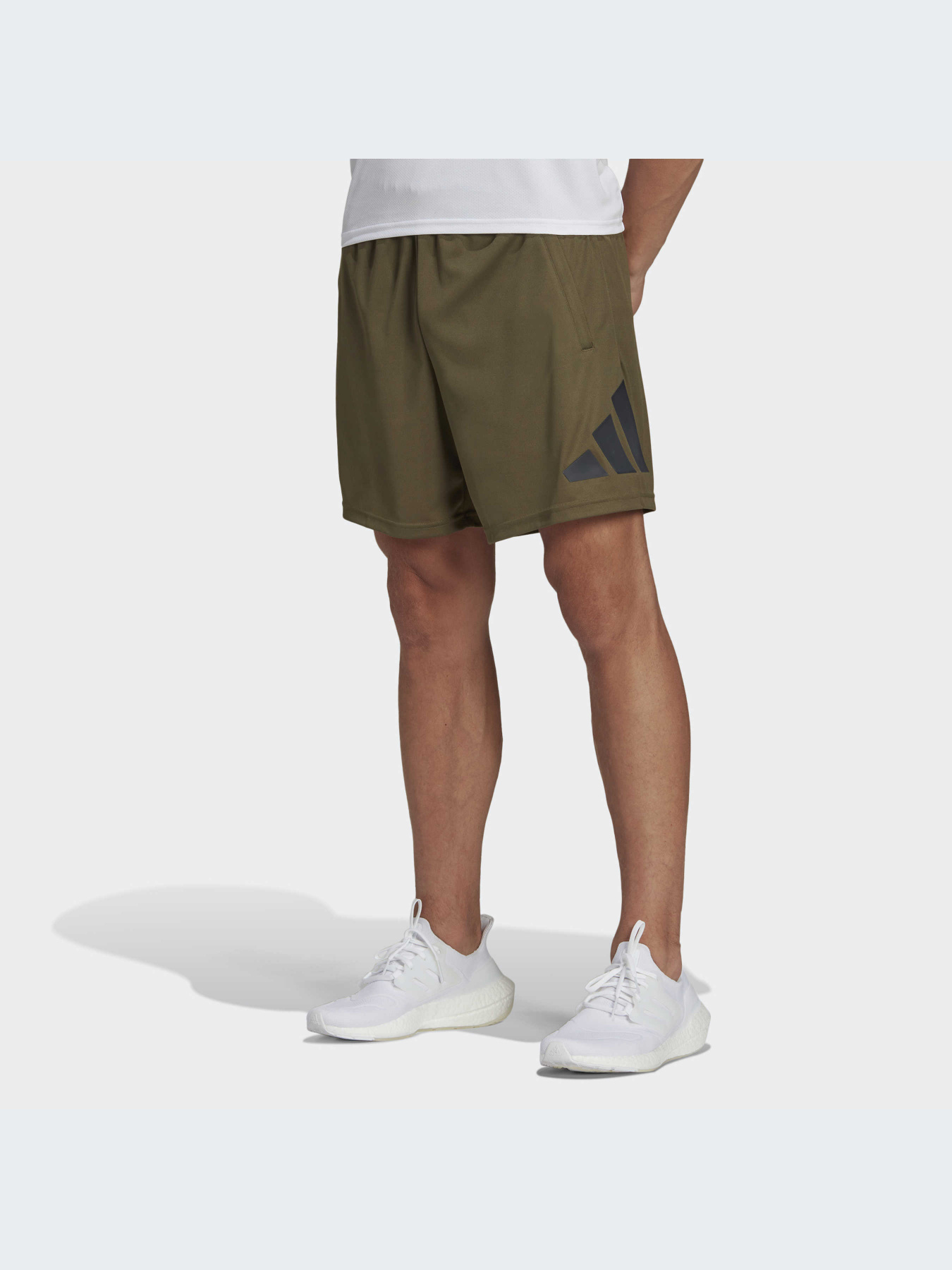Шорты Adidas модель IB8123 Шорты Adidas модель IB8123 Фото