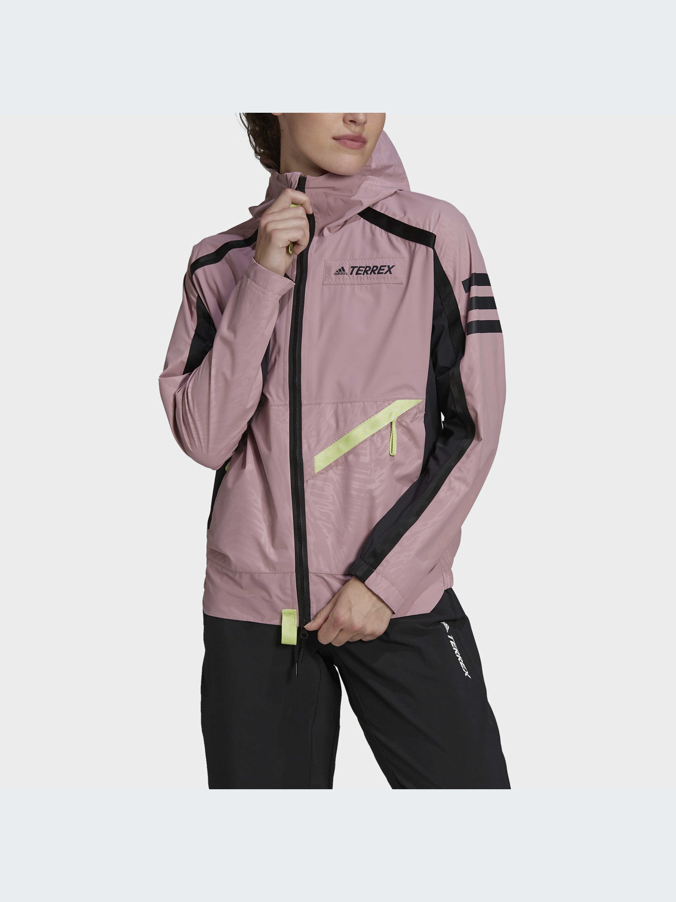 Куртки та дублянки Adidas модель HB0013 Куртки та дублянки Adidas модель HB0013 Фото