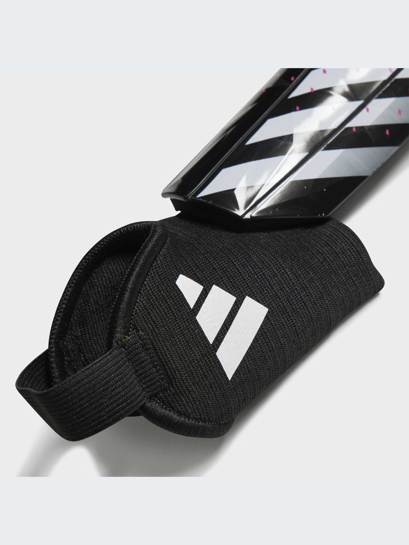 Щитки Adidas Predator модель HN5582 Фото