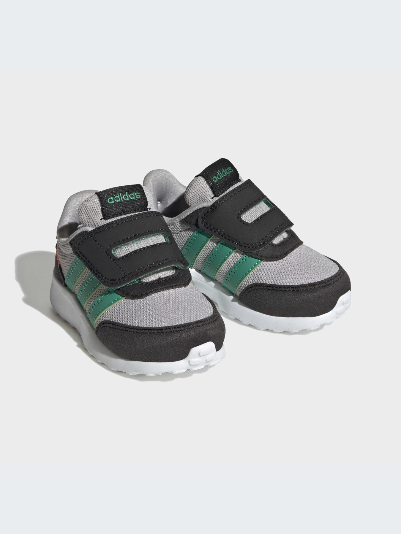 Кроссовки Adidas модель HP7666 Фото