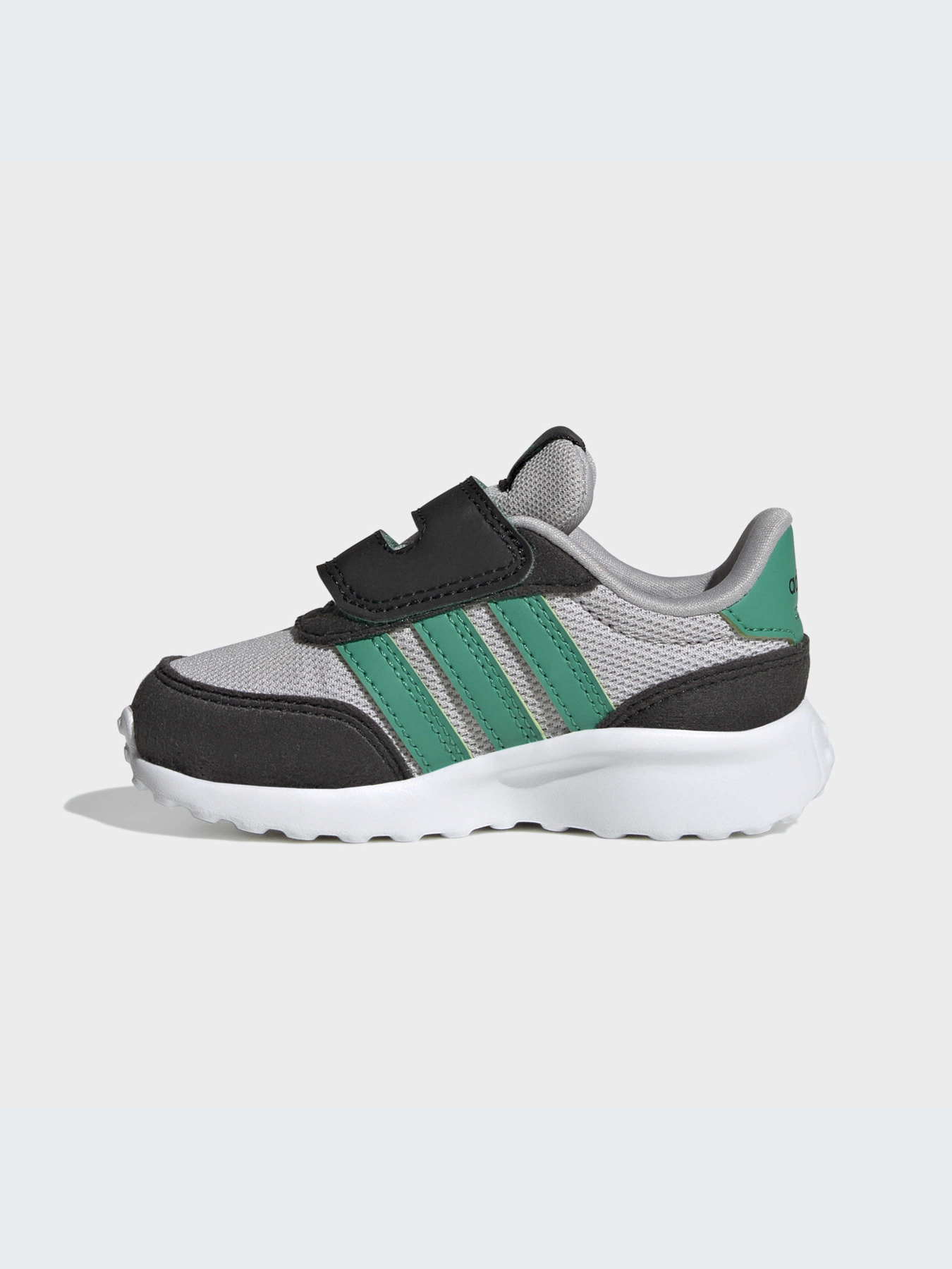 Кроссовки Adidas модель HP7666 Фото